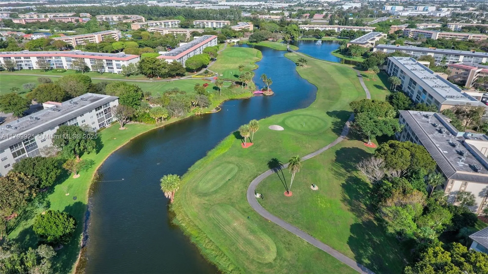 Property Slideshow image 24 of 56 | 2405 antigua cir e1, Coconut Creek, FL, 33066