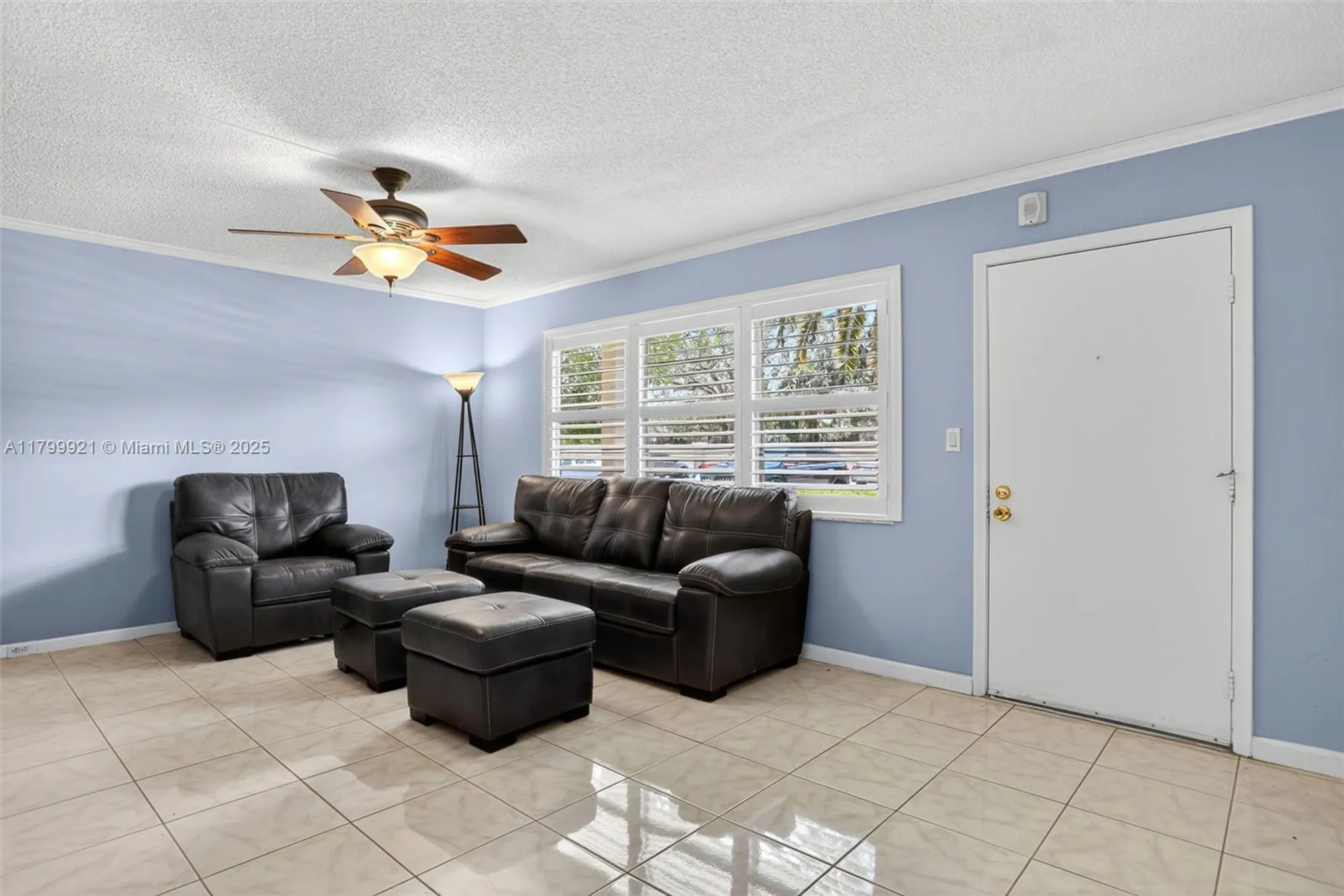 Property Slideshow image 4 of 56 | 2405 antigua cir e1, Coconut Creek, FL, 33066