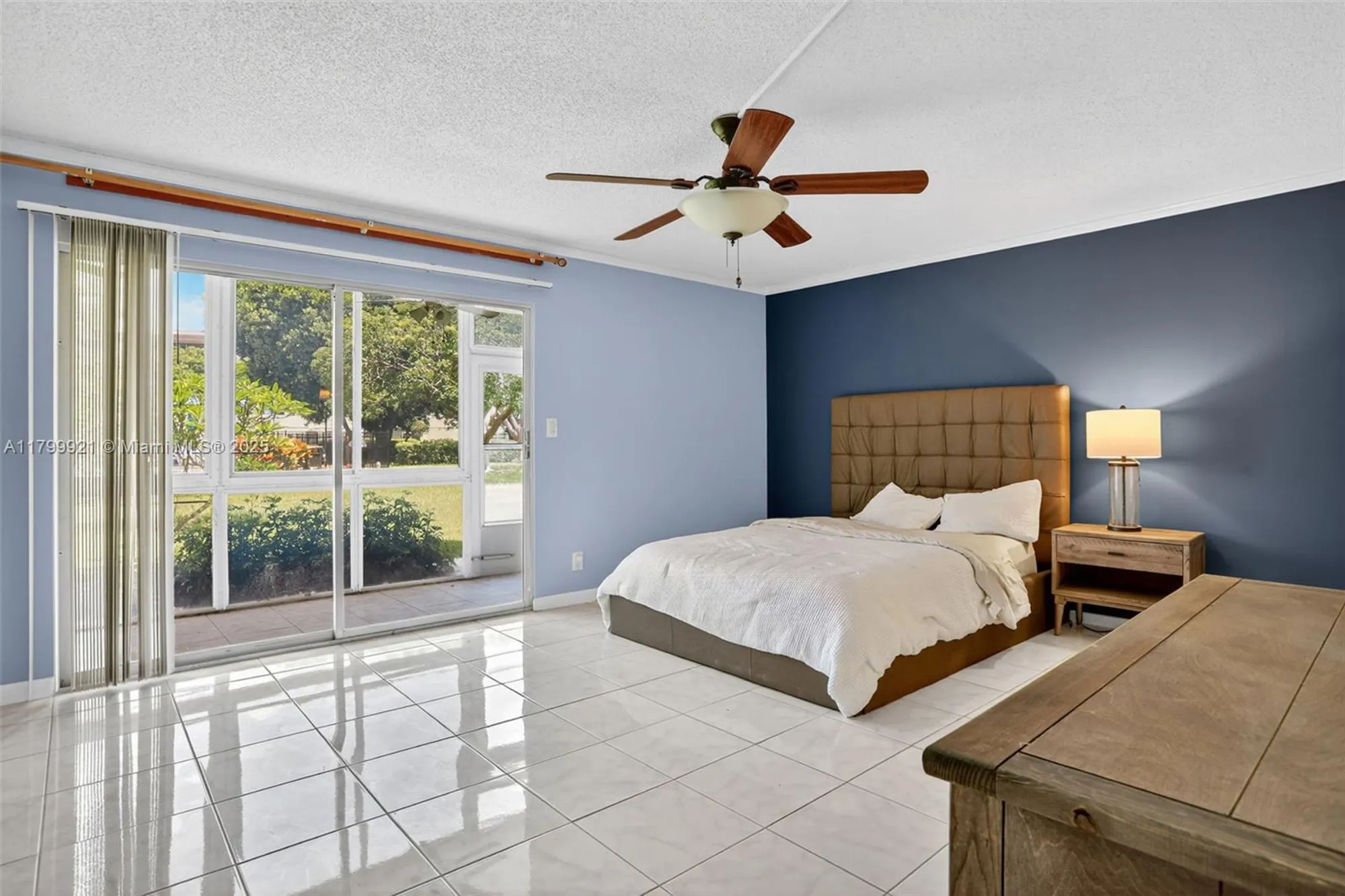 Property Slideshow image 8 of 56 | 2405 antigua cir e1, Coconut Creek, FL, 33066