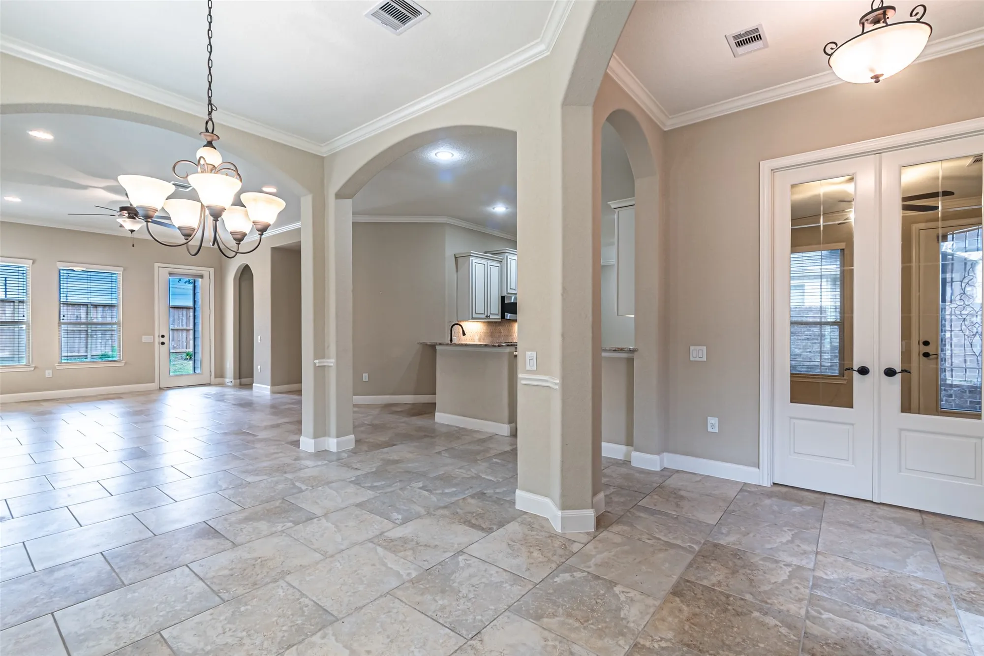 Property Slideshow image 10 of 50 | 19303 hamilton hills dr, Cypress, TX, 77433