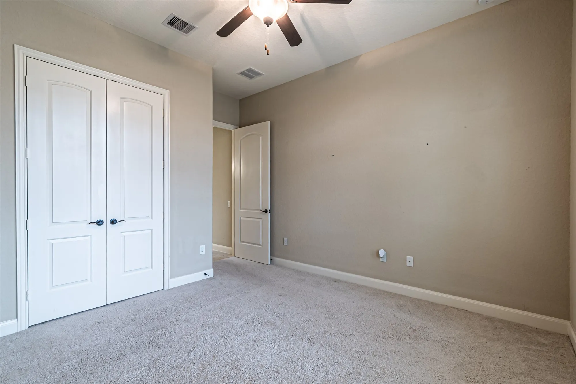 Property Slideshow image 35 of 50 | 19303 hamilton hills dr, Cypress, TX, 77433