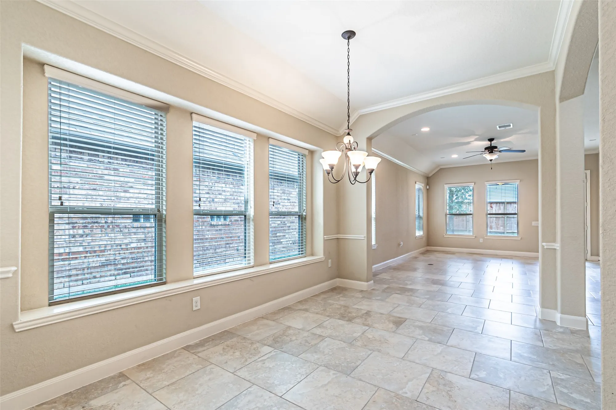 Property Slideshow image 9 of 50 | 19303 hamilton hills dr, Cypress, TX, 77433