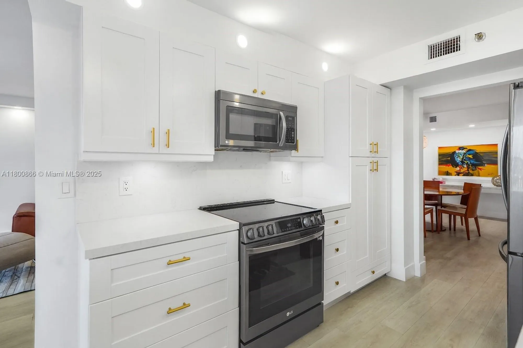 Property Slideshow image 25 of 58 | 1201 s ocean dr 404n, Hollywood, FL, 33019