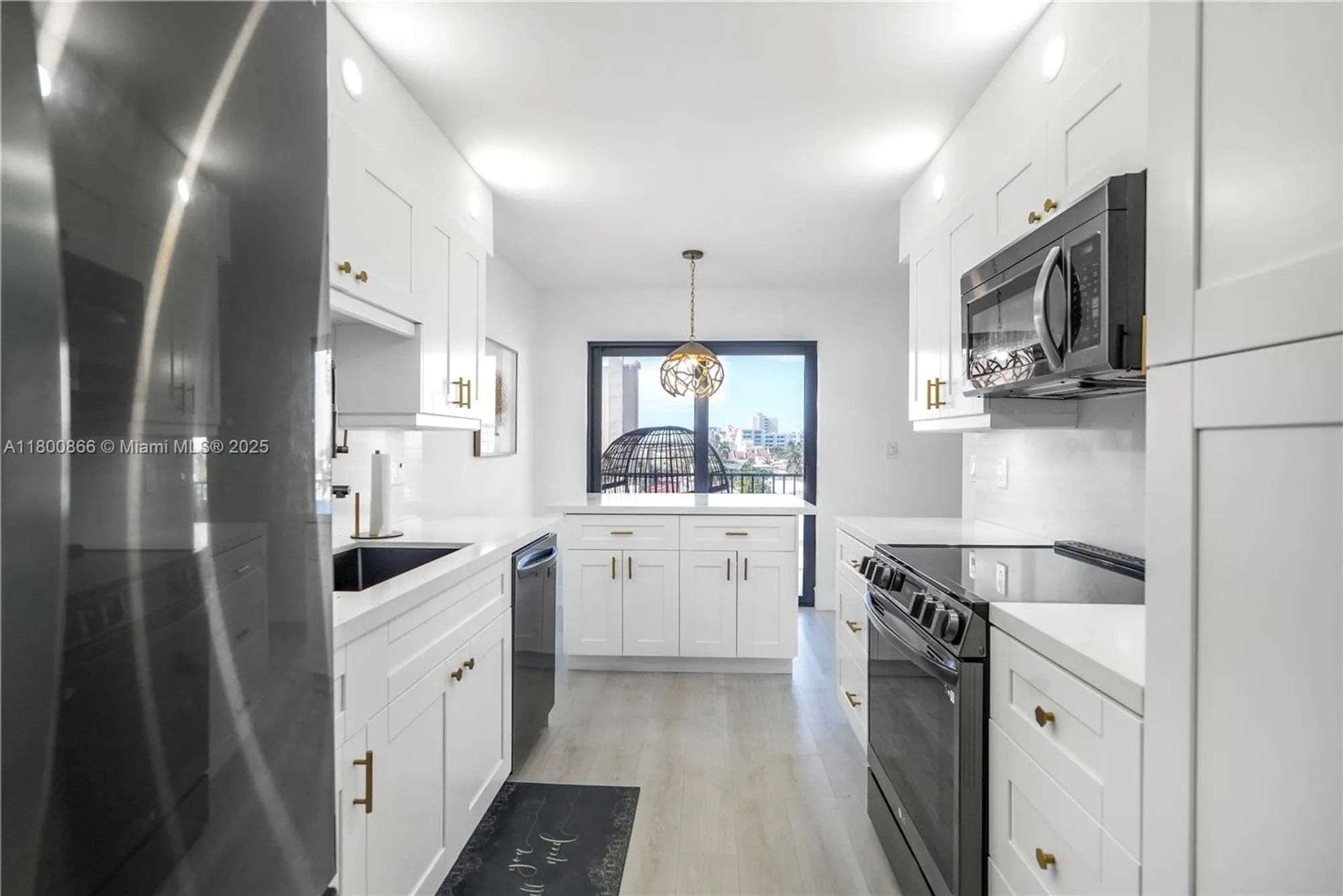 Property Slideshow image 27 of 58 | 1201 s ocean dr 404n, Hollywood, FL, 33019