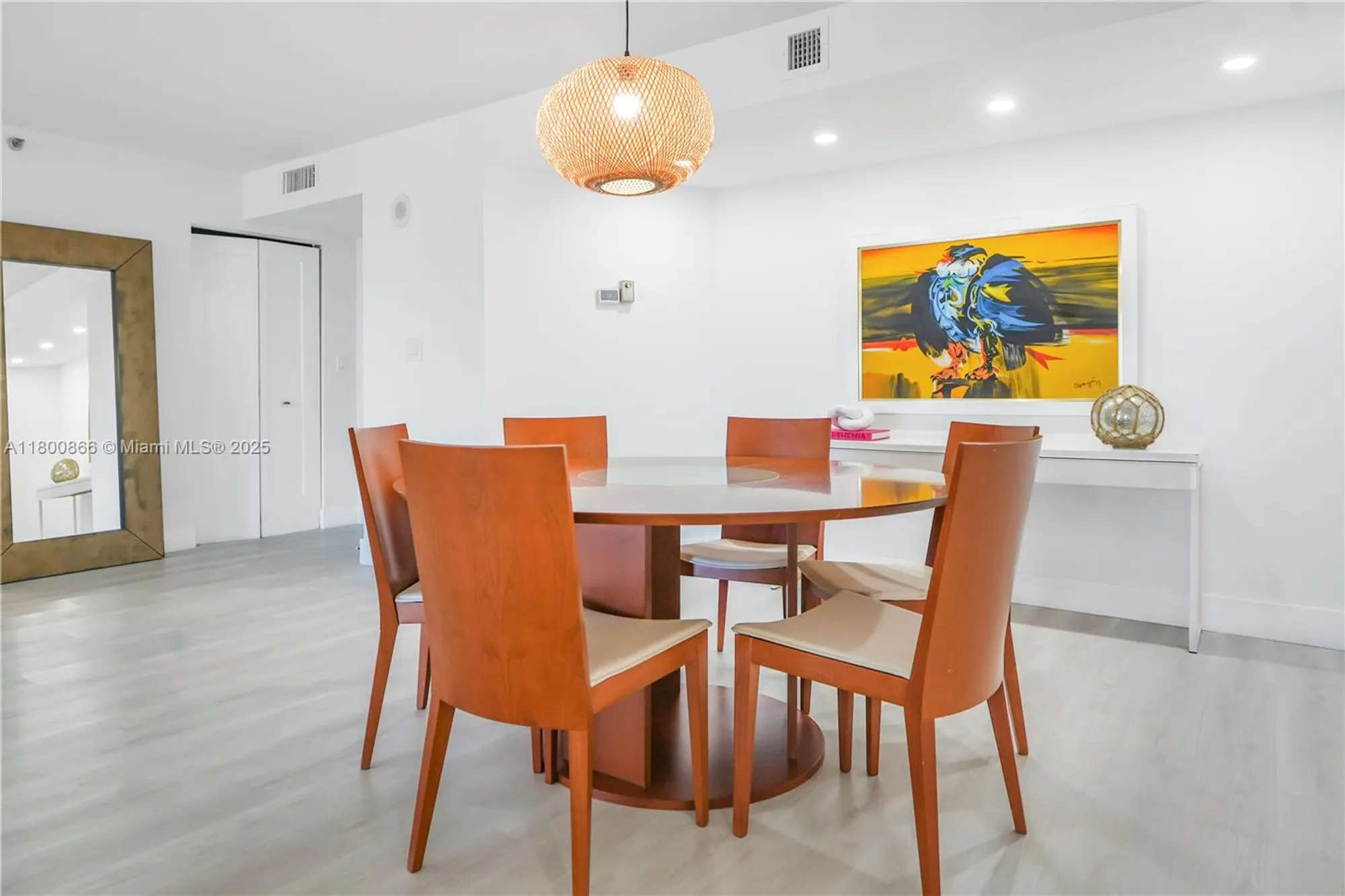 Property Slideshow image 21 of 58 | 1201 s ocean dr 404n, Hollywood, FL, 33019