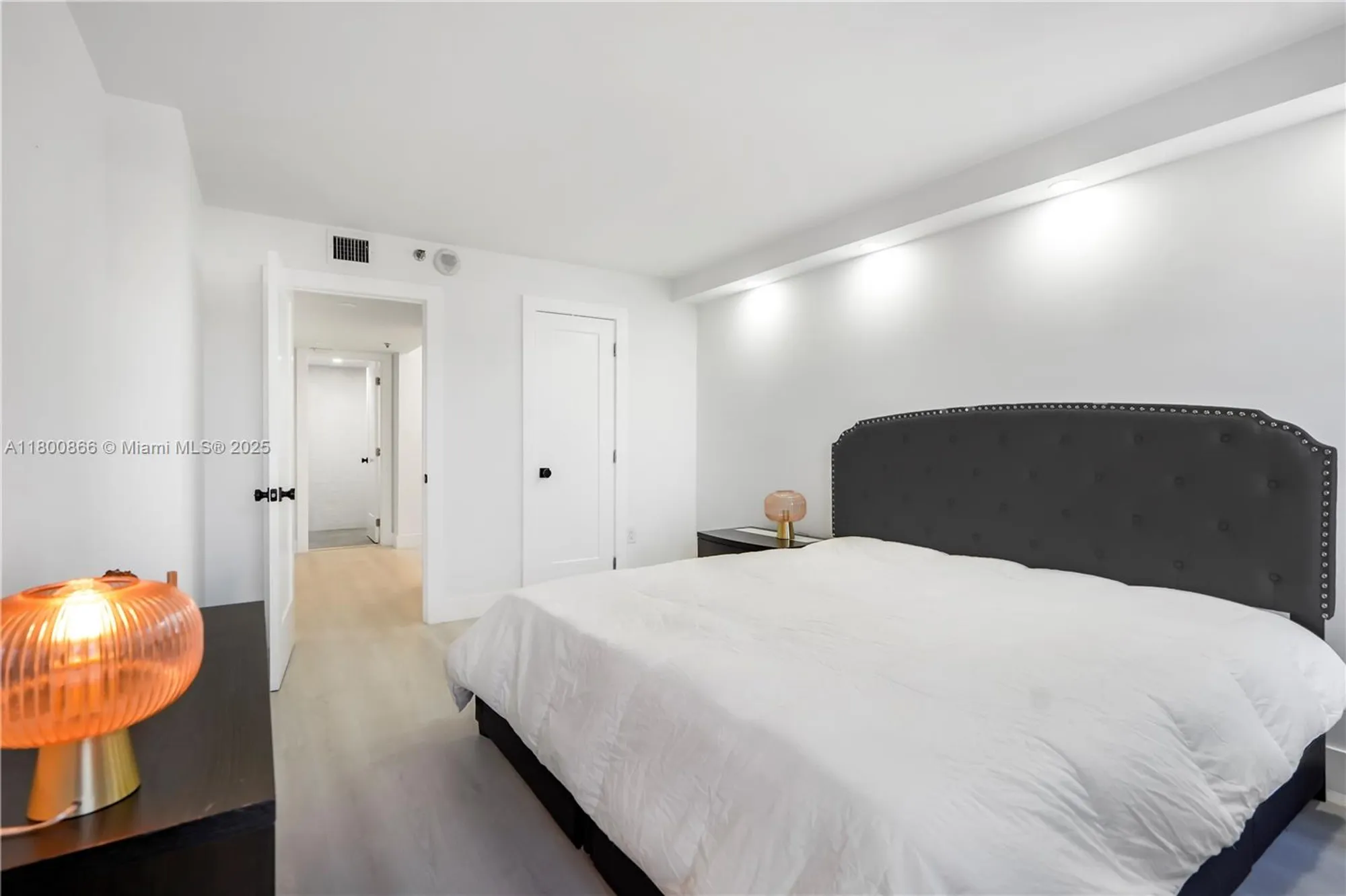 Property Slideshow image 38 of 58 | 1201 s ocean dr 404n, Hollywood, FL, 33019