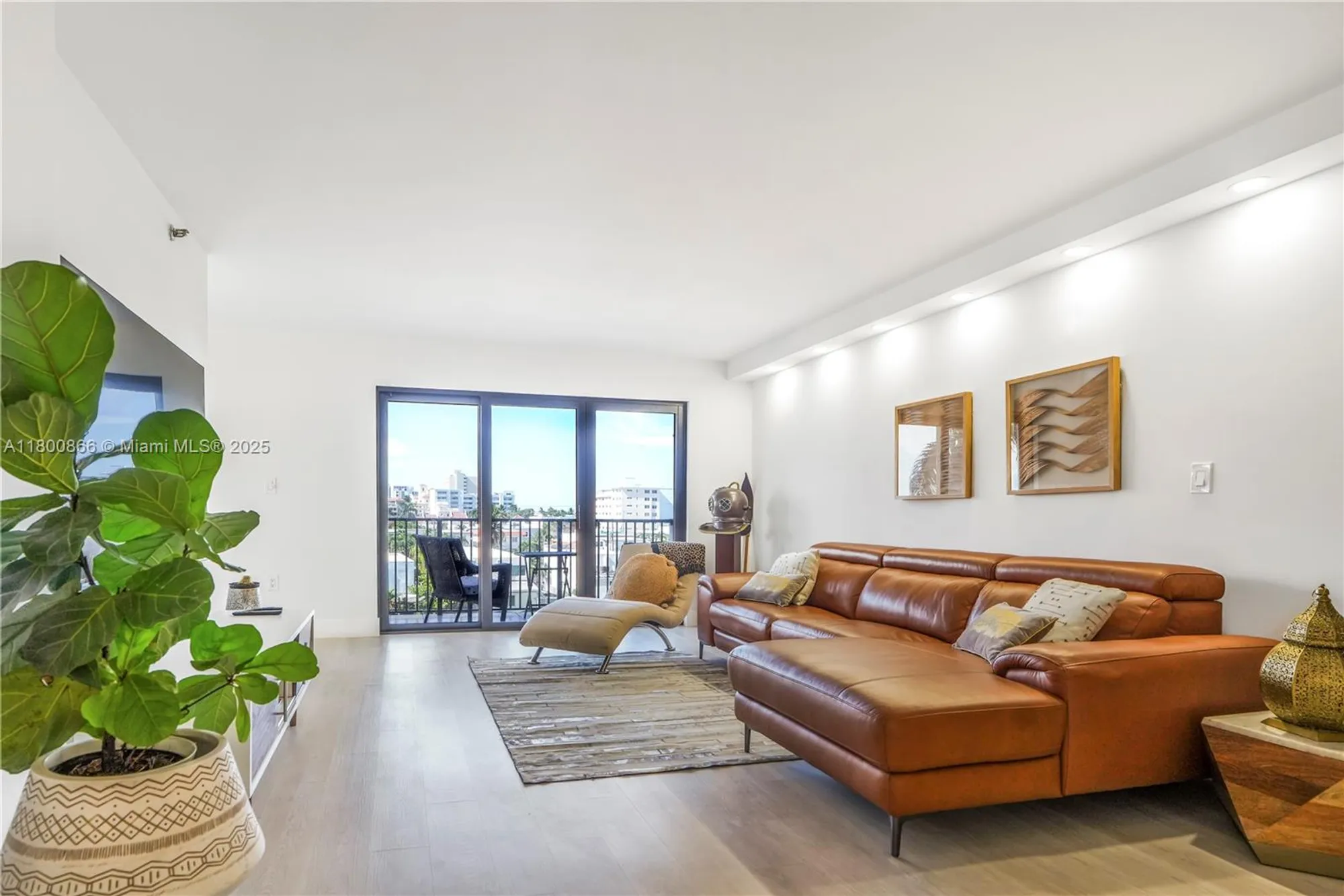 Property Slideshow image 5 of 58 | 1201 s ocean dr 404n, Hollywood, FL, 33019