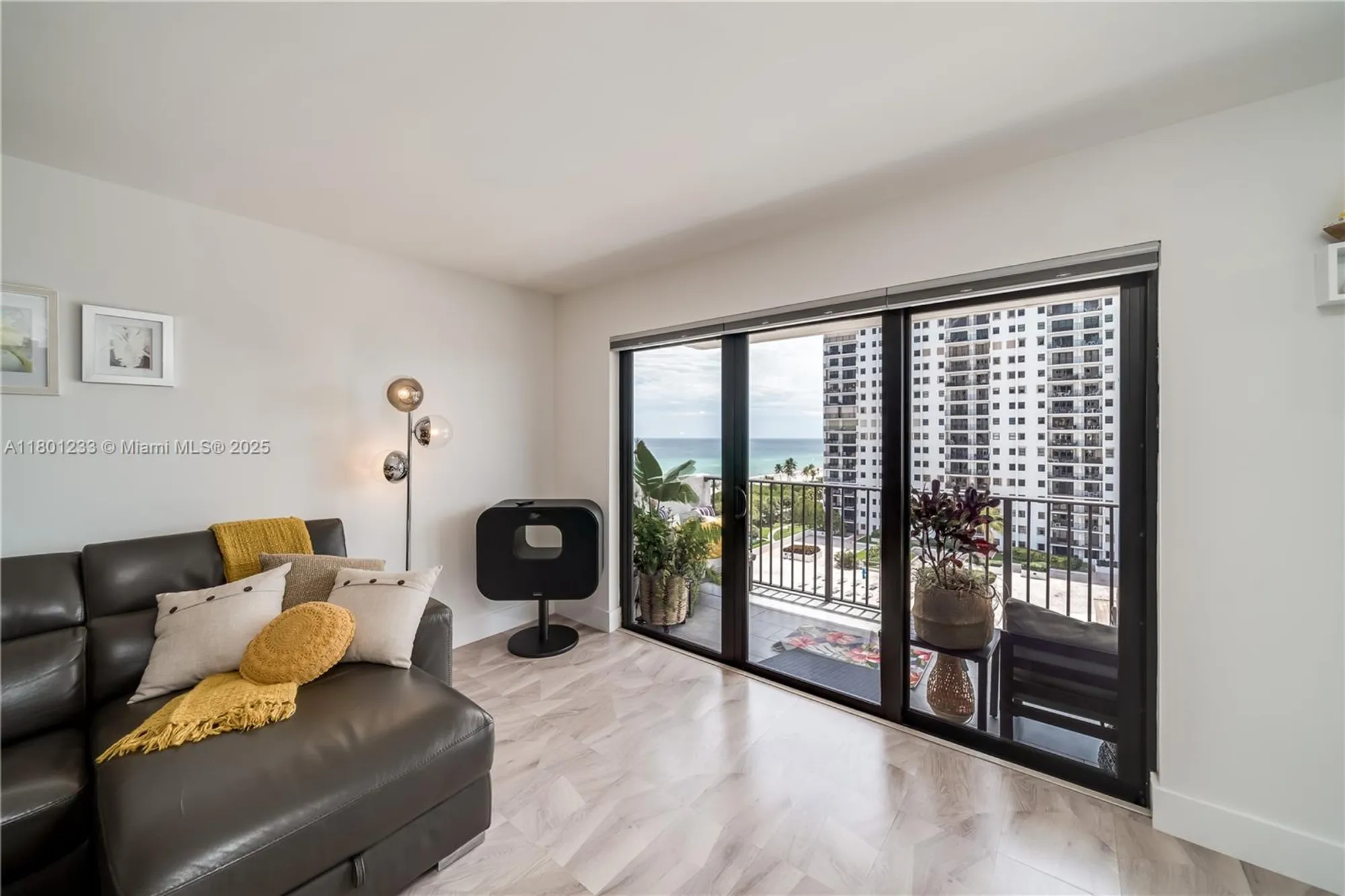 Property Slideshow image 9 of 84 | 1201 s ocean dr 1105n, Hollywood, FL, 33019