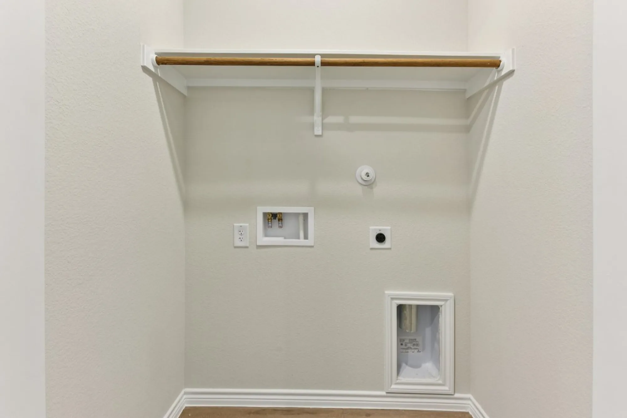 Property Slideshow image 14 of 40 | 153 antoinette way unit 102, San Marcos, TX, 78666