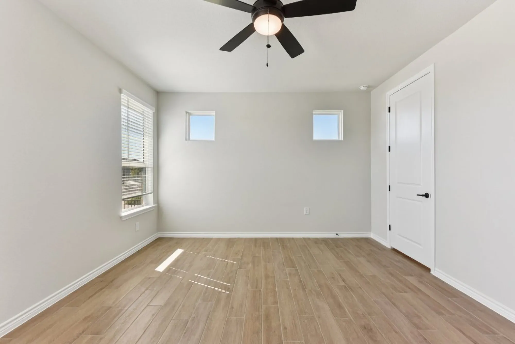 Property Slideshow image 24 of 40 | 153 antoinette way unit 102, San Marcos, TX, 78666