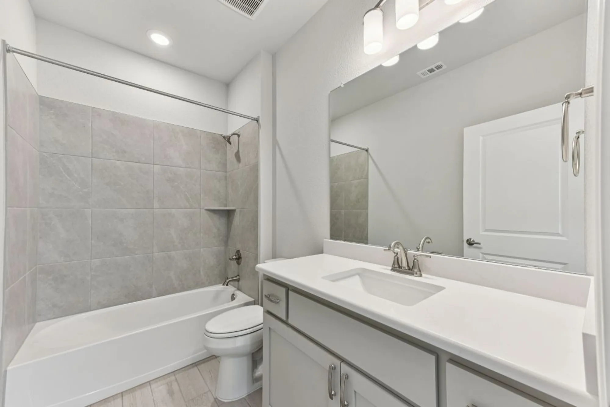 Property Slideshow image 15 of 36 | 153 antoinette way unit 104, San Marcos, TX, 78666
