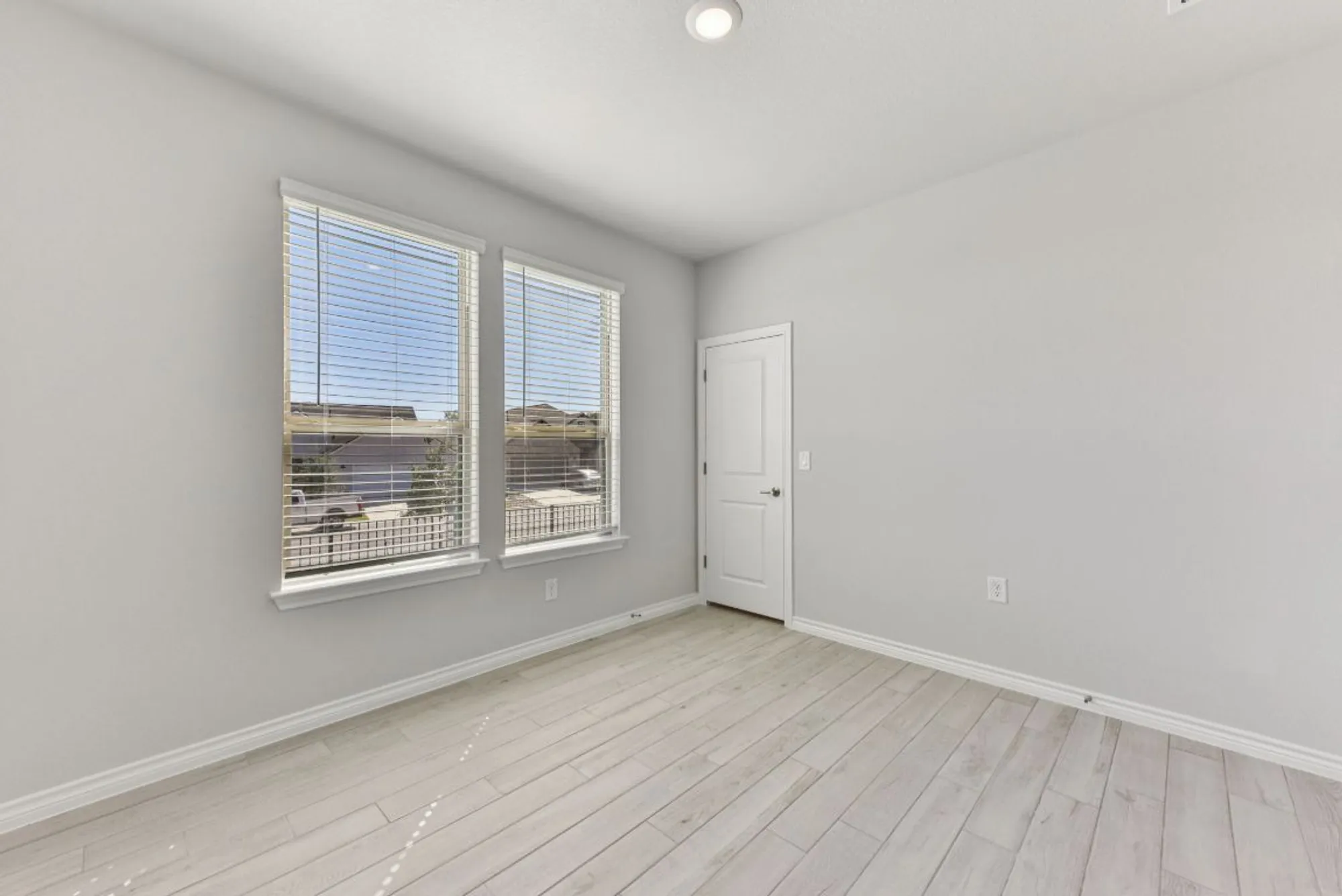Property Slideshow image 18 of 36 | 153 antoinette way unit 104, San Marcos, TX, 78666