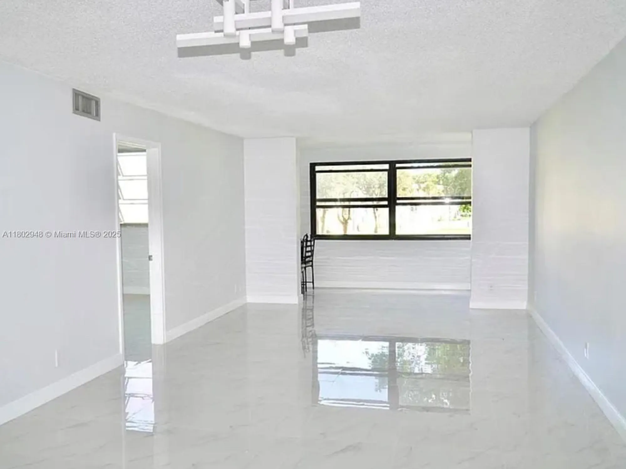 Property Slideshow image 19 of 20 | 691 s hollybrook dr apt 208, Pembroke Pines, FL, 33025