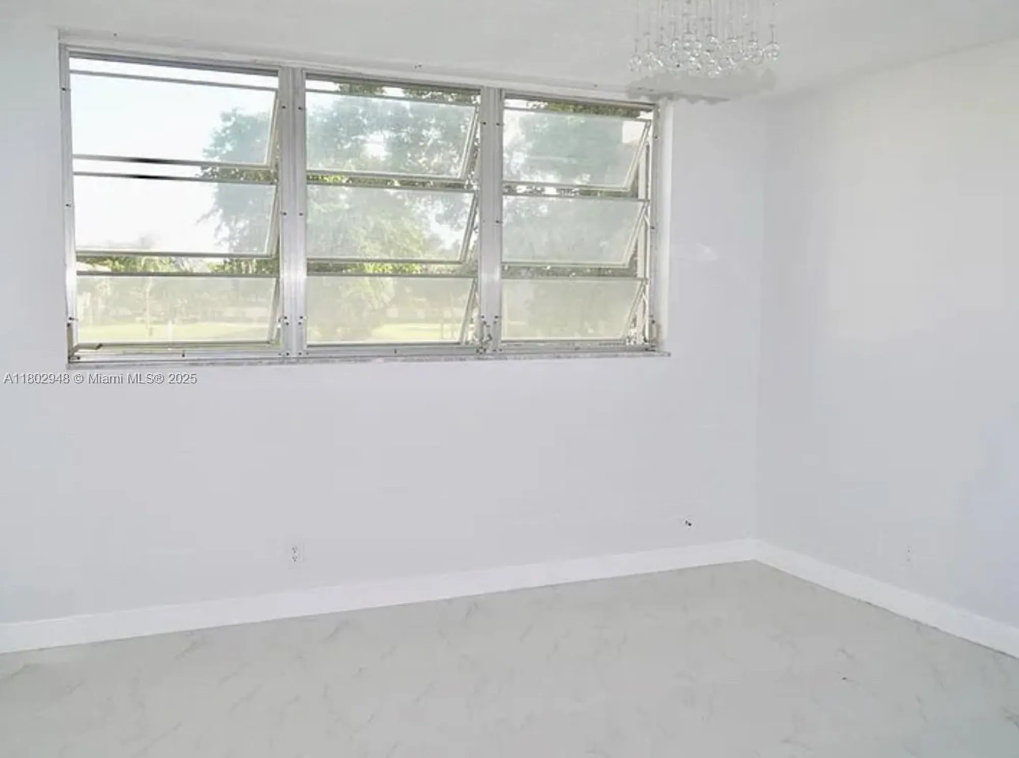Property Slideshow image 3 of 20 | 691 s hollybrook dr apt 208, Pembroke Pines, FL, 33025
