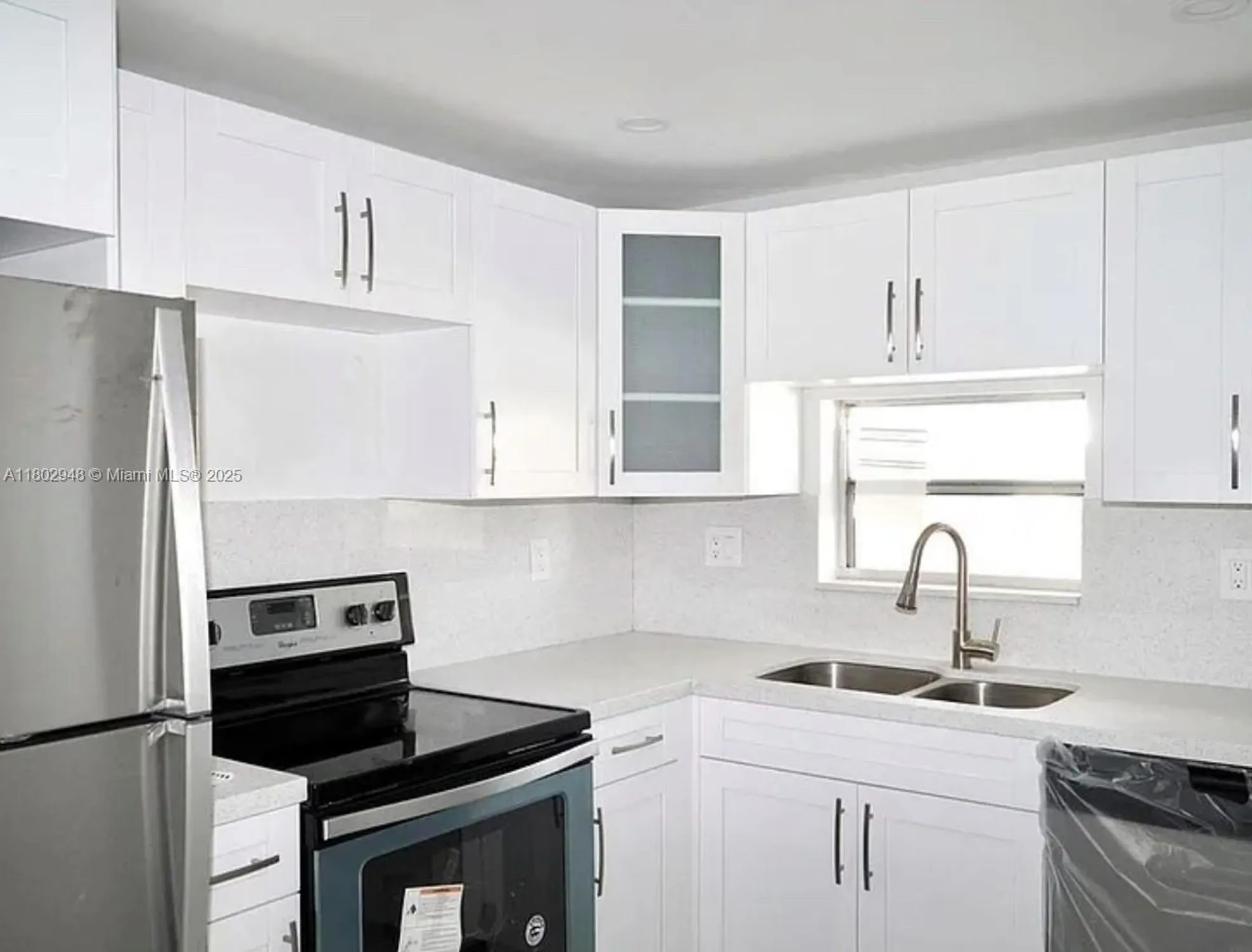 Property Slideshow image 9 of 20 | 691 s hollybrook dr apt 208, Pembroke Pines, FL, 33025