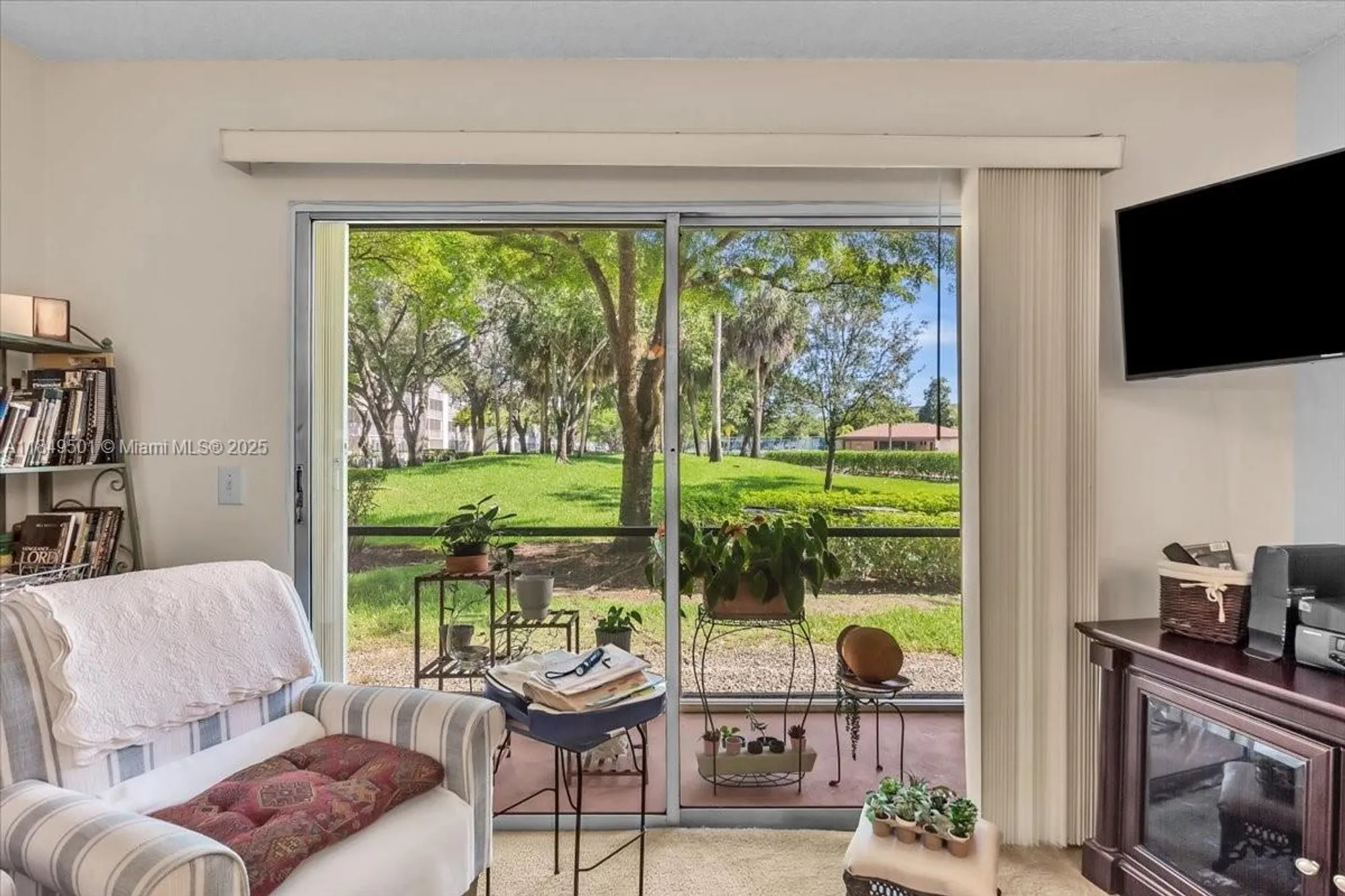 Property Slideshow image 8 of 53 | 13455 sw 16th ct f104, Pembroke Pines, FL, 33027