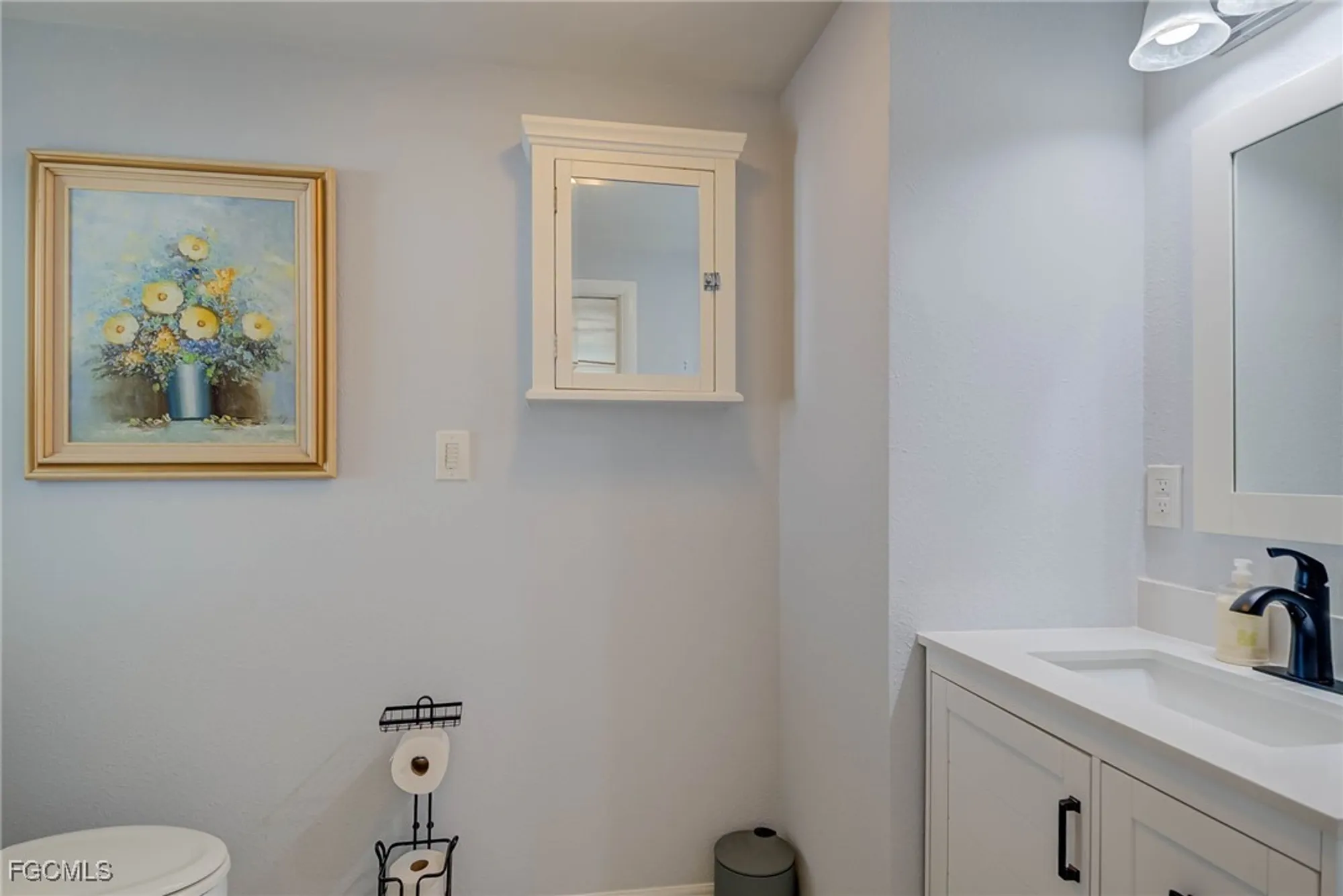 Property Slideshow image 11 of 29 | 5509 sir walter way, North Fort Myers, FL, 33917