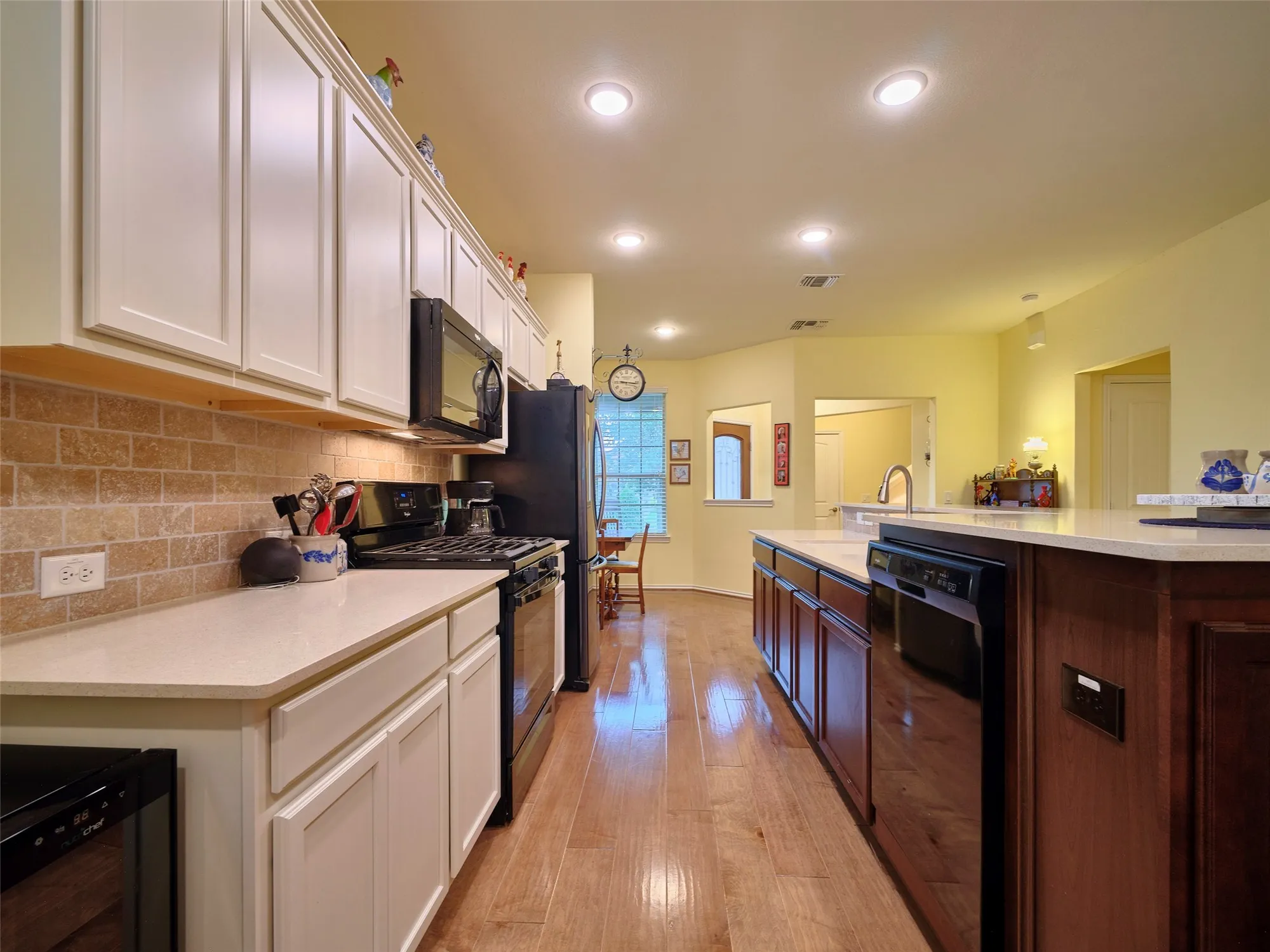 Property Slideshow image 19 of 50 | 3251 chimney swift ln, Richmond, TX, 77469