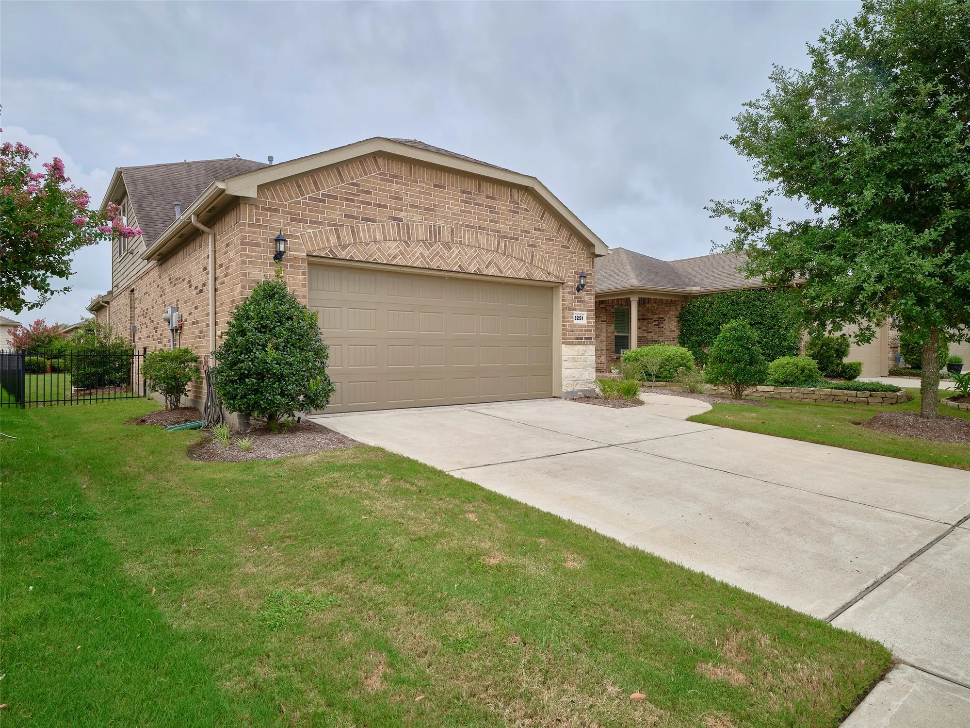 Property Slideshow image 2 of 50 | 3251 chimney swift ln, Richmond, TX, 77469