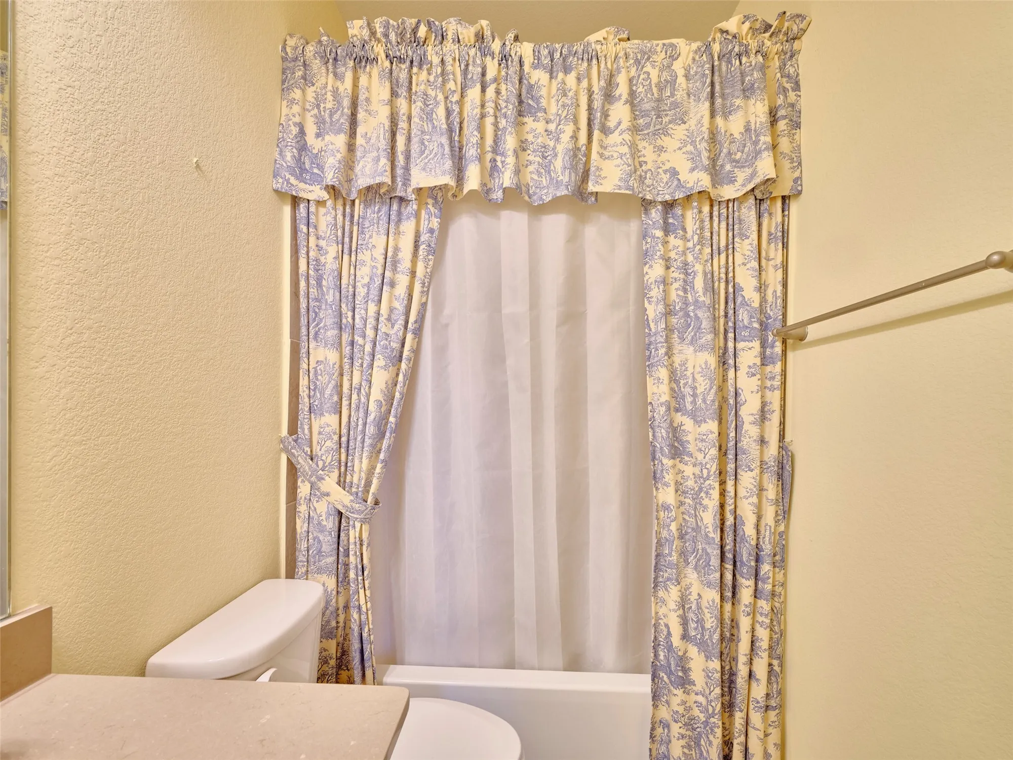 Property Slideshow image 34 of 50 | 3251 chimney swift ln, Richmond, TX, 77469