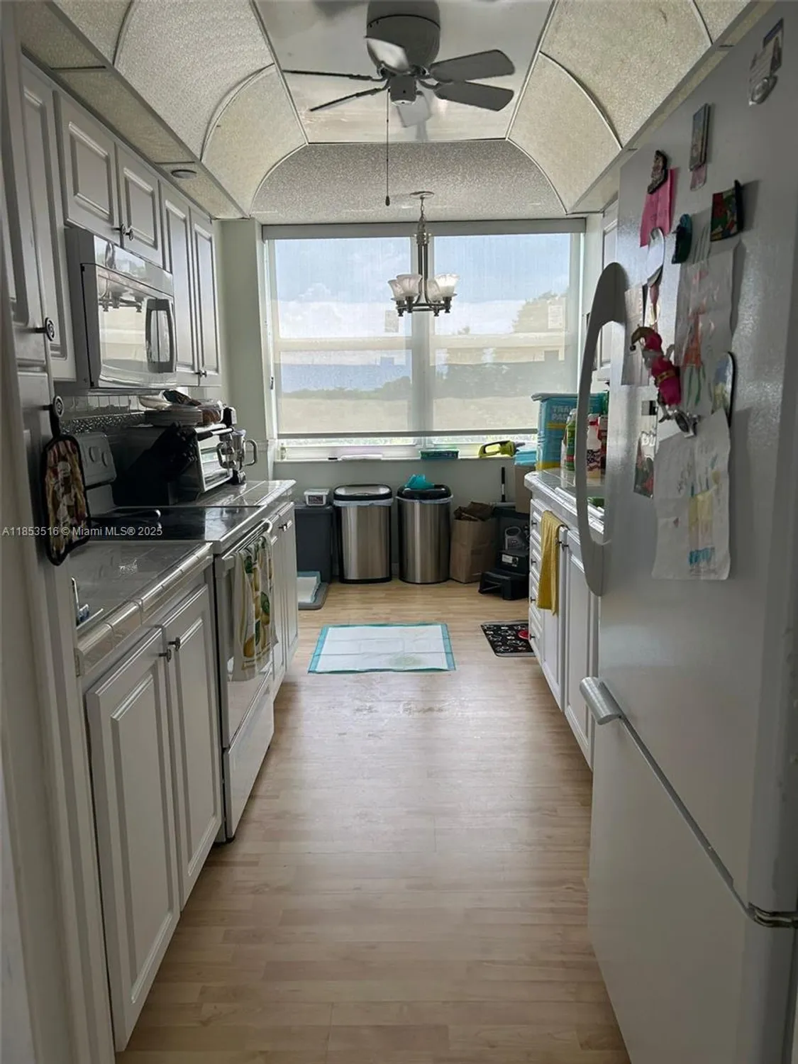 Property Slideshow image 15 of 31 | 1100 saint charles pl 504, Pembroke Pines, FL, 33026