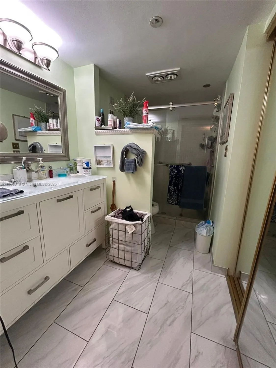 Property Slideshow image 18 of 31 | 1100 saint charles pl 504, Pembroke Pines, FL, 33026