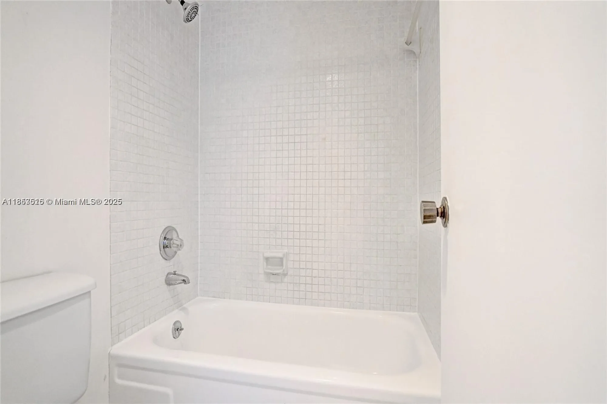 Property Slideshow image 22 of 31 | 1100 saint charles pl 504, Pembroke Pines, FL, 33026