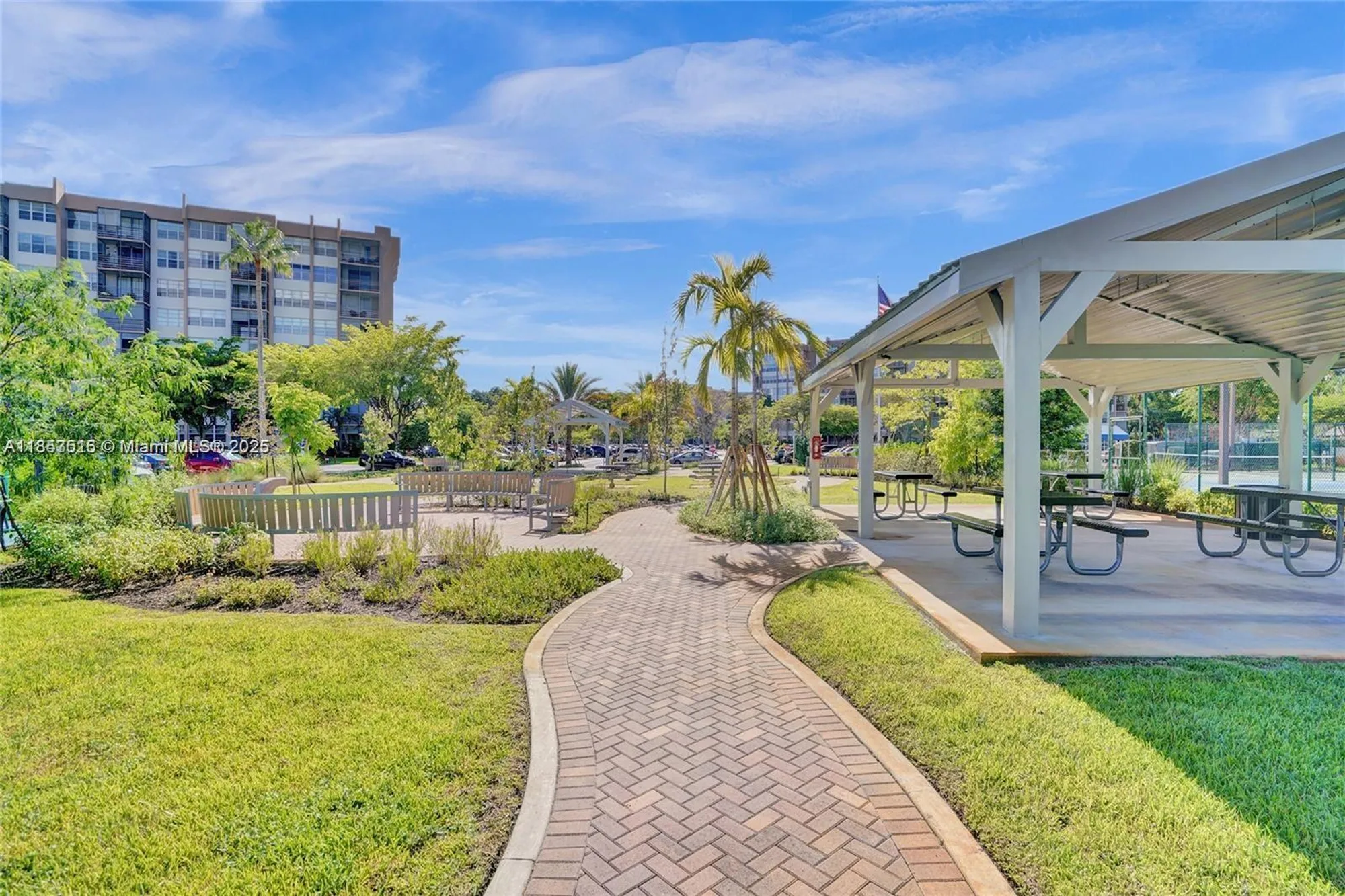 Property Slideshow image 9 of 31 | 1100 saint charles pl 504, Pembroke Pines, FL, 33026