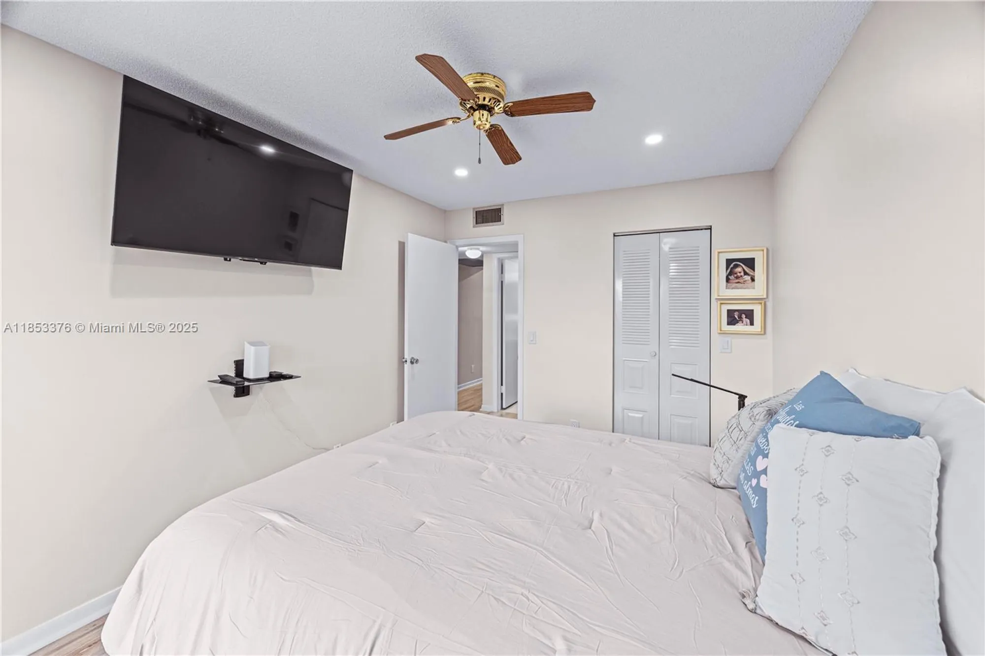 Property Slideshow image 15 of 22 | 13250 sw 7th ct 412l, Pembroke Pines, FL, 33027