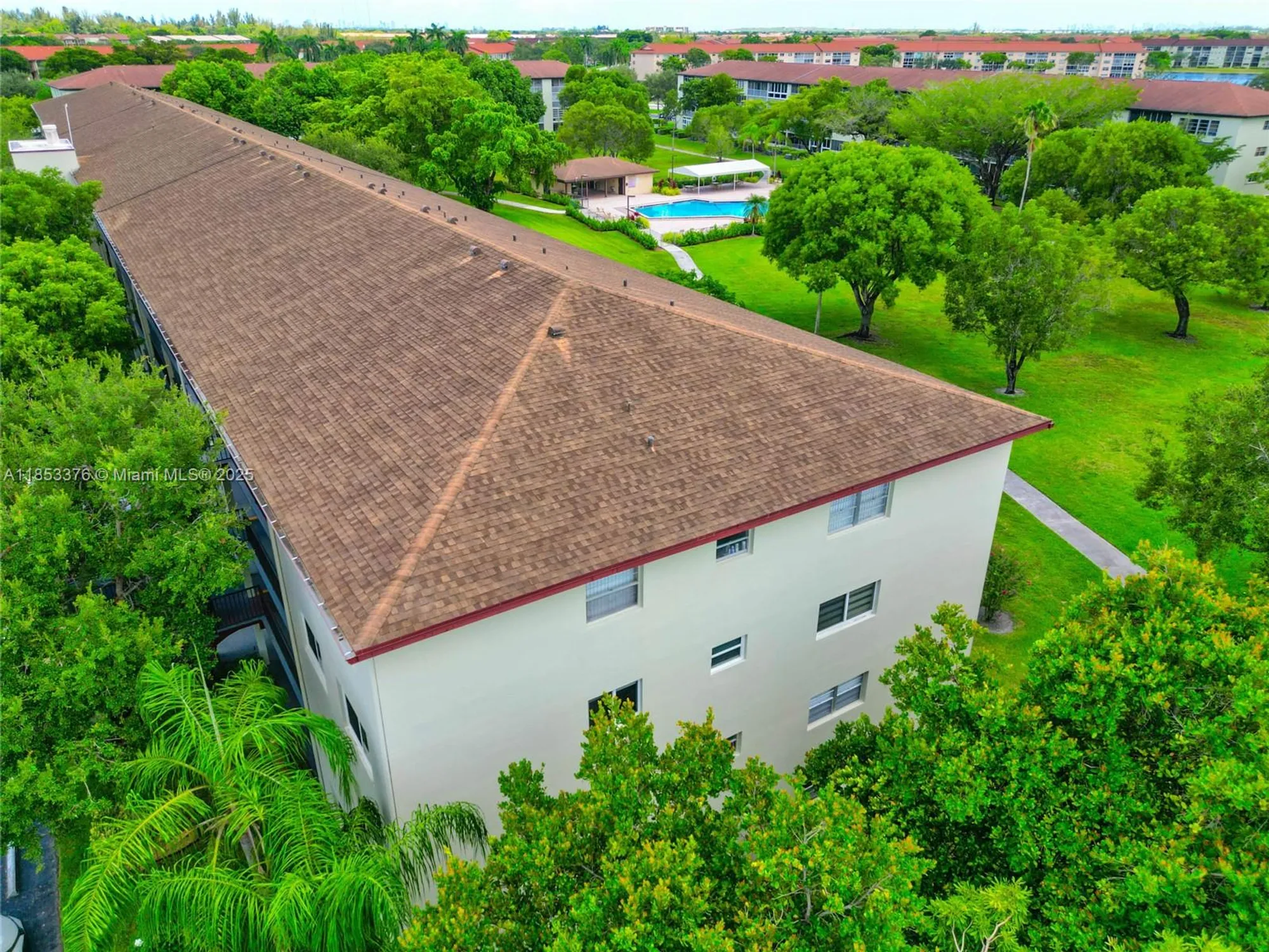 Property Slideshow image 16 of 22 | 13250 sw 7th ct 412l, Pembroke Pines, FL, 33027