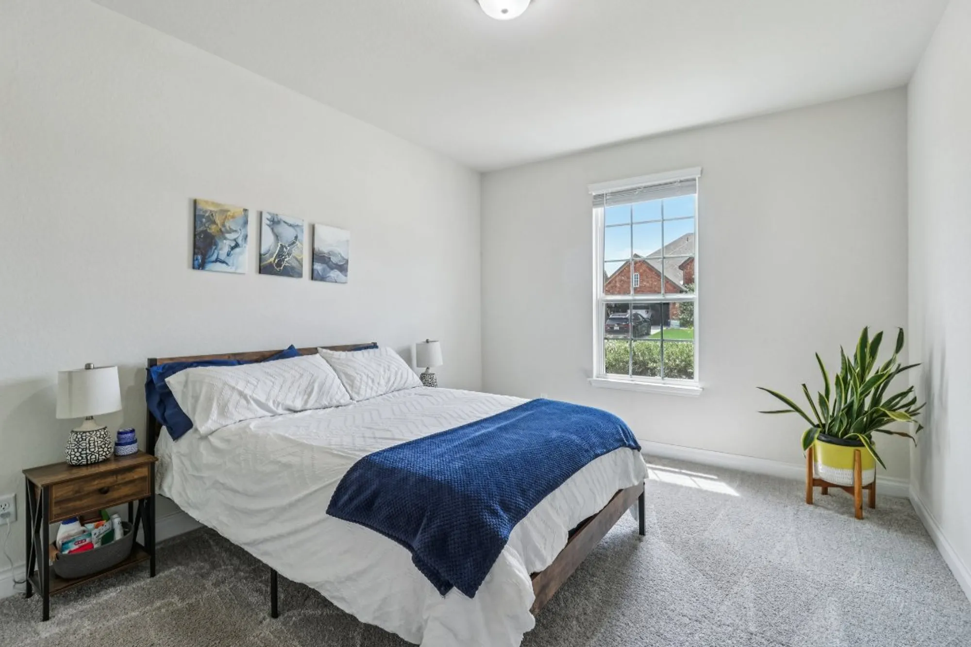 Property Slideshow image 16 of 40 | 2240 zachry dr, New Braunfels, TX, 78132