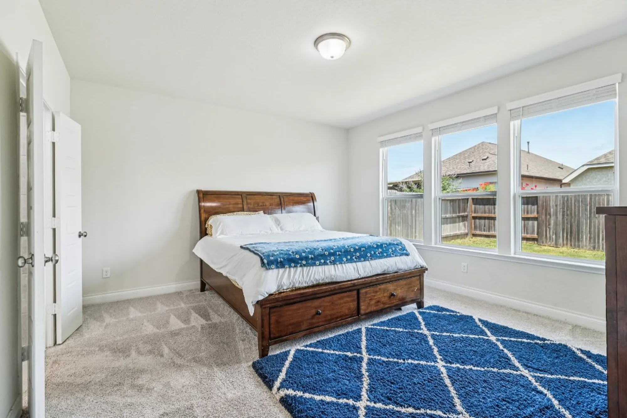 Property Slideshow image 18 of 40 | 2240 zachry dr, New Braunfels, TX, 78132