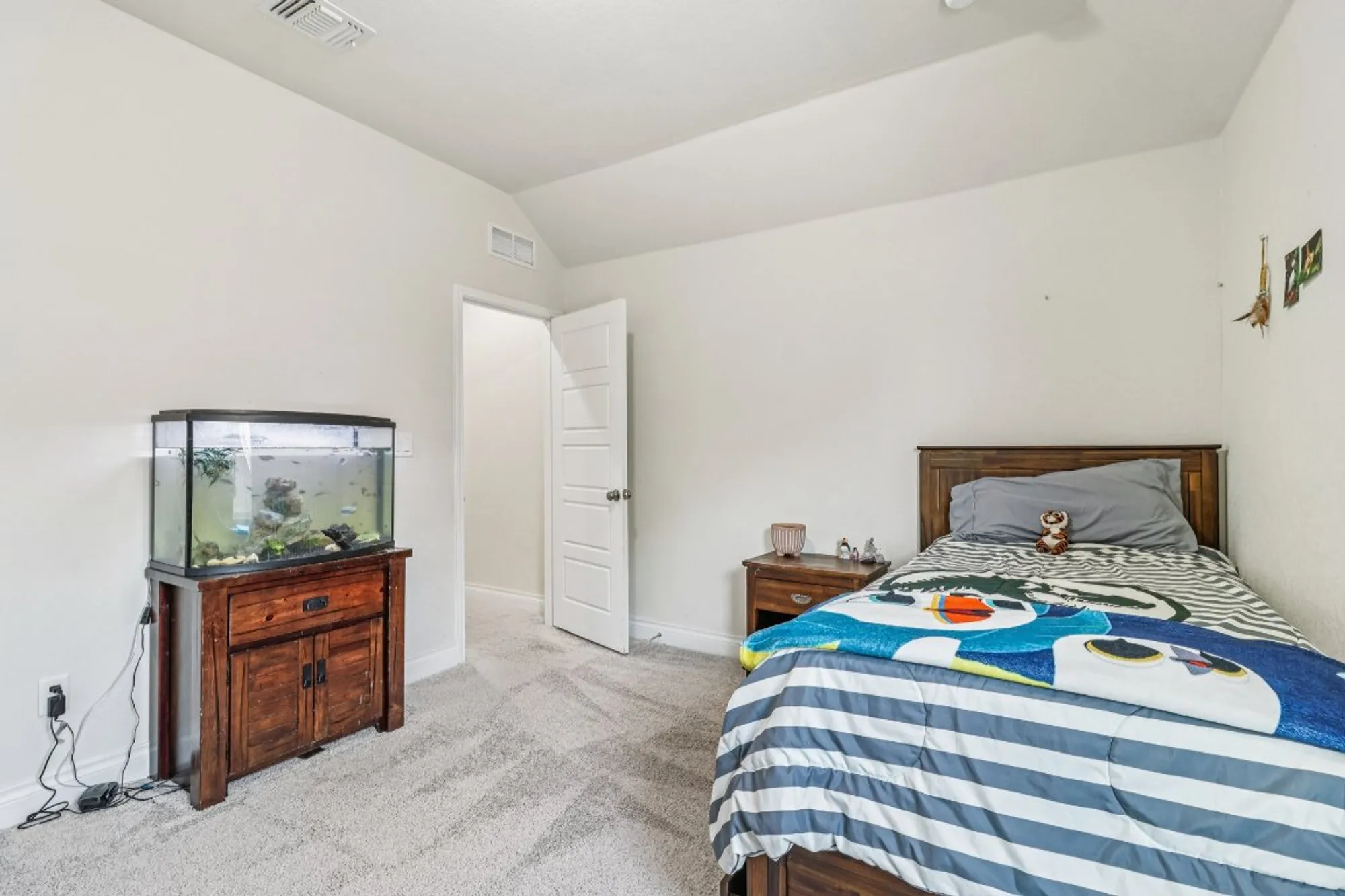 Property Slideshow image 28 of 40 | 2240 zachry dr, New Braunfels, TX, 78132