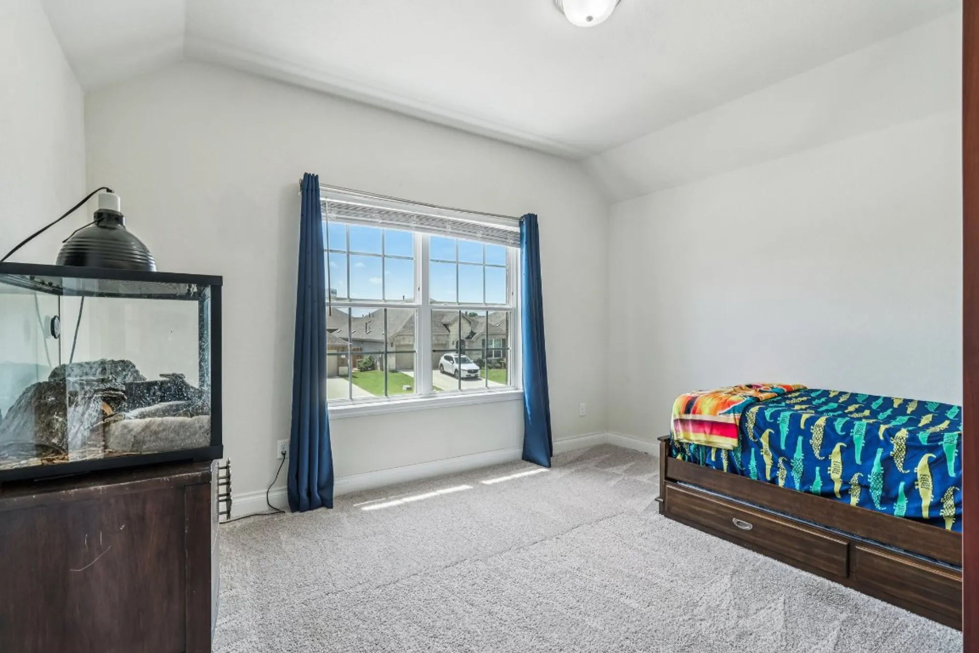 Property Slideshow image 29 of 40 | 2240 zachry dr, New Braunfels, TX, 78132