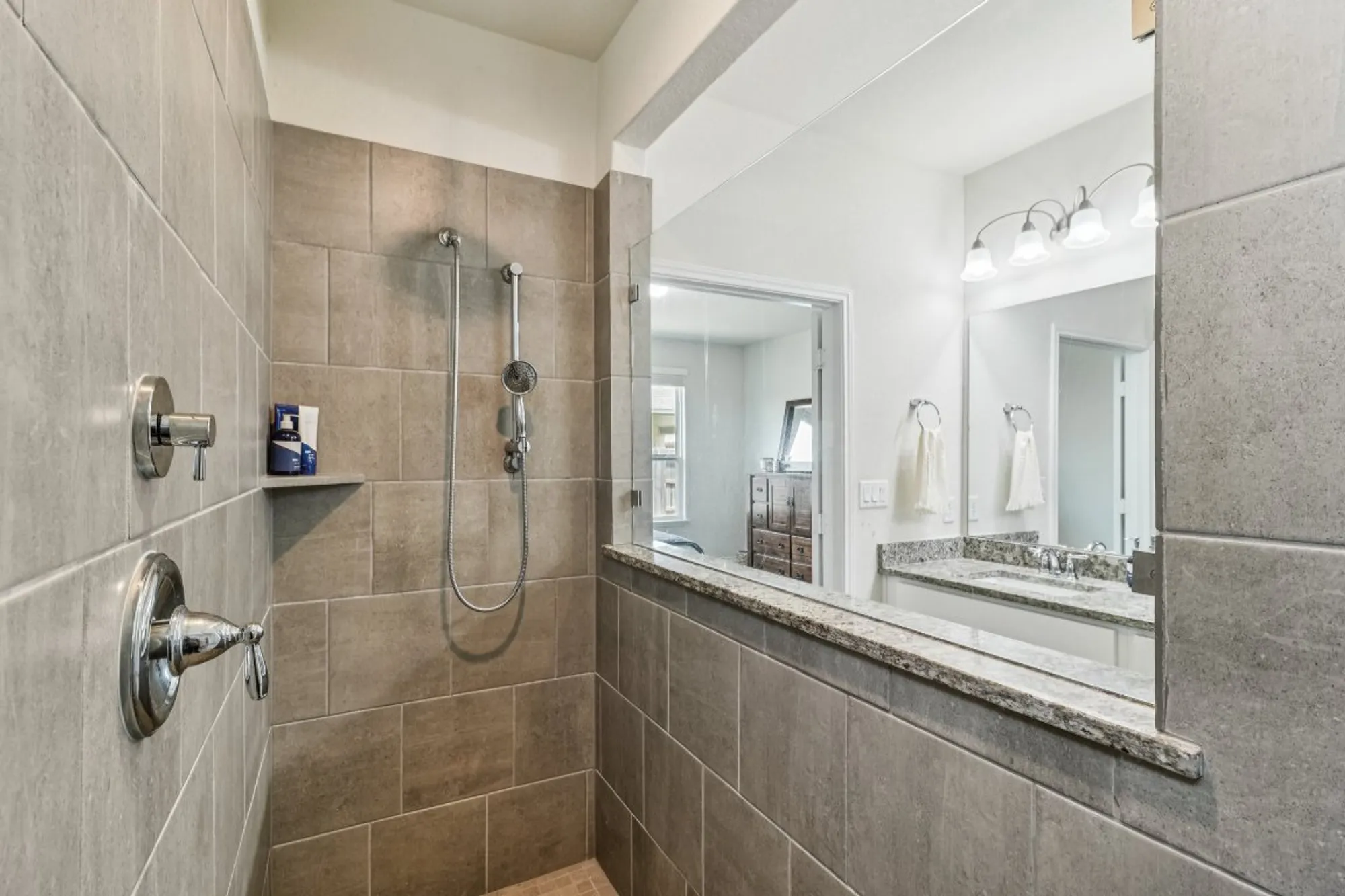 Property Slideshow image 23 of 40 | 2240 zachry dr, New Braunfels, TX, 78132