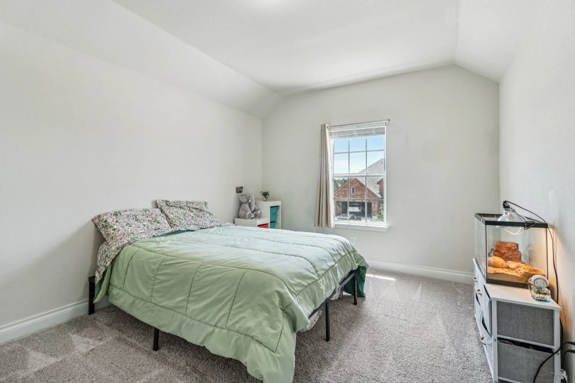 Property Slideshow image 32 of 40 | 2240 zachry dr, New Braunfels, TX, 78132