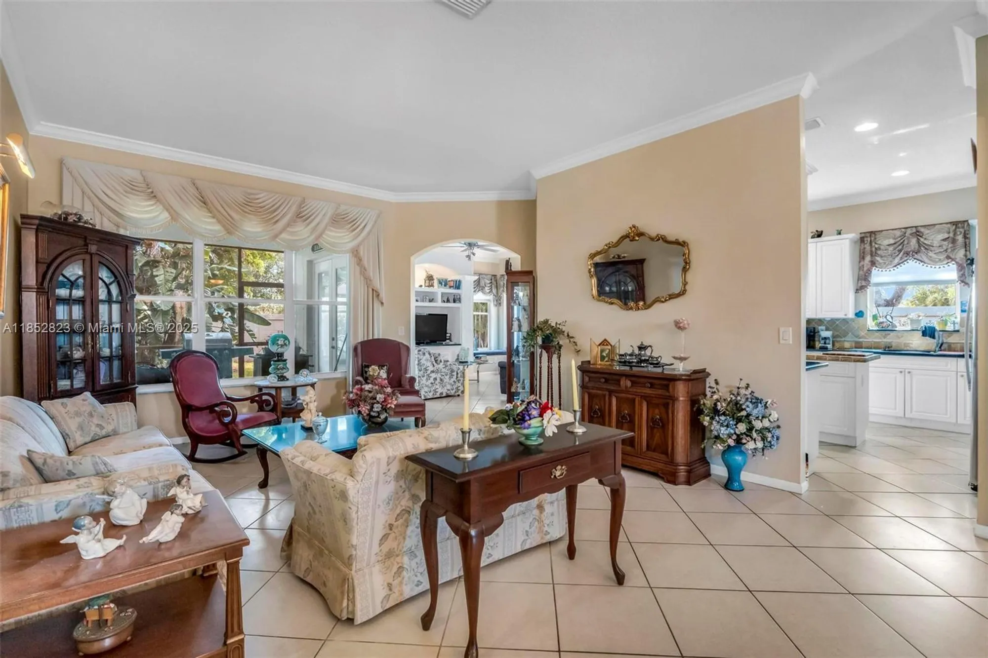 Property Slideshow image 9 of 27 | 6529 jog estates ln, Boynton Beach, FL, 33437