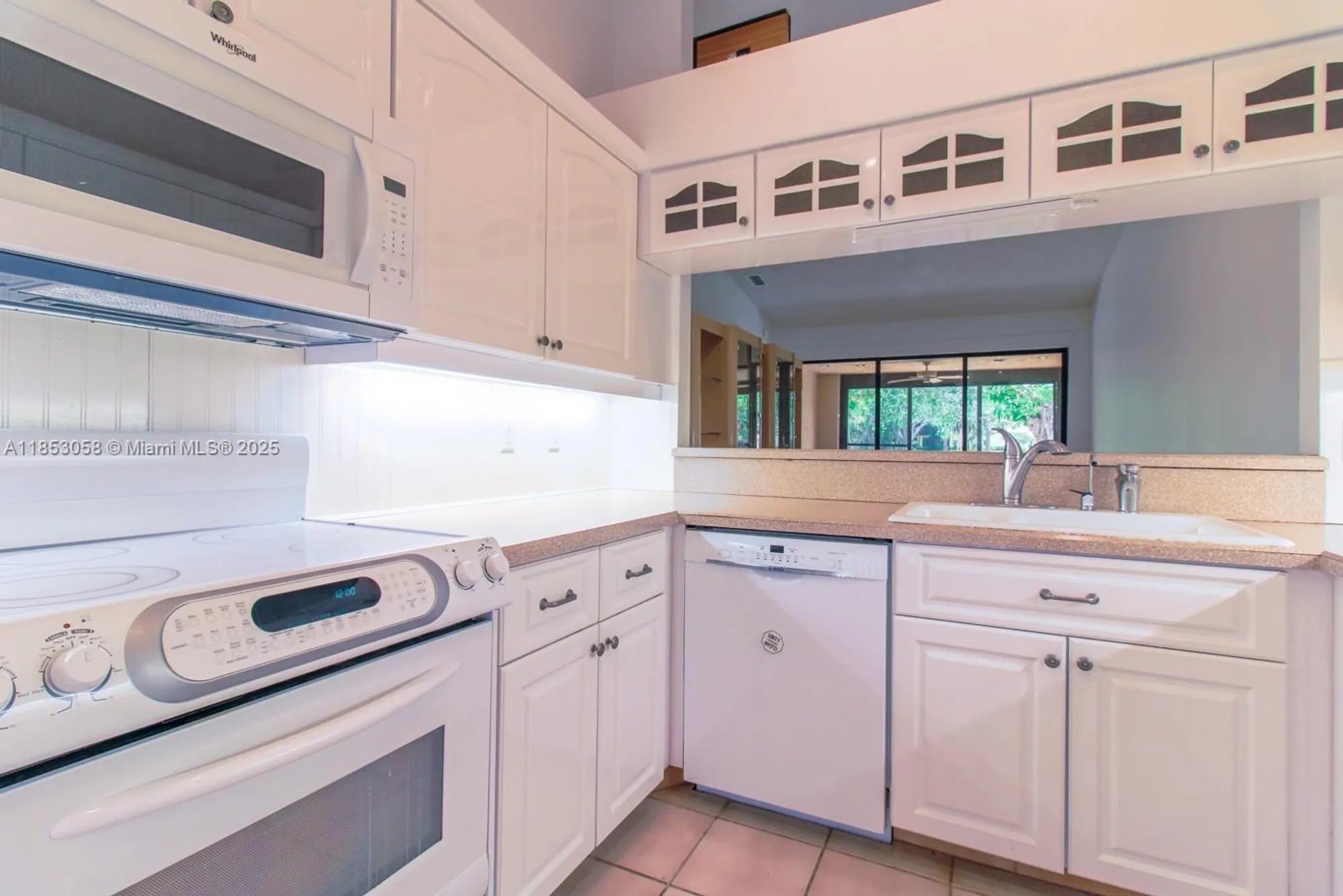 Property Slideshow image 19 of 53 | 5289 fairway woods dr 2911, Delray Beach, FL, 33484