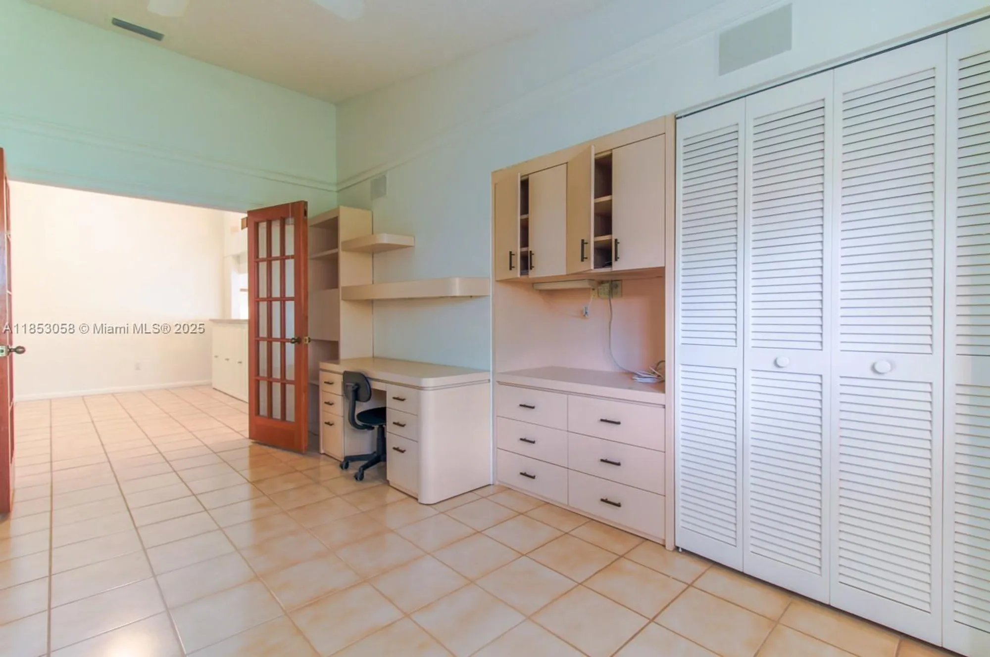 Property Slideshow image 27 of 53 | 5289 fairway woods dr 2911, Delray Beach, FL, 33484