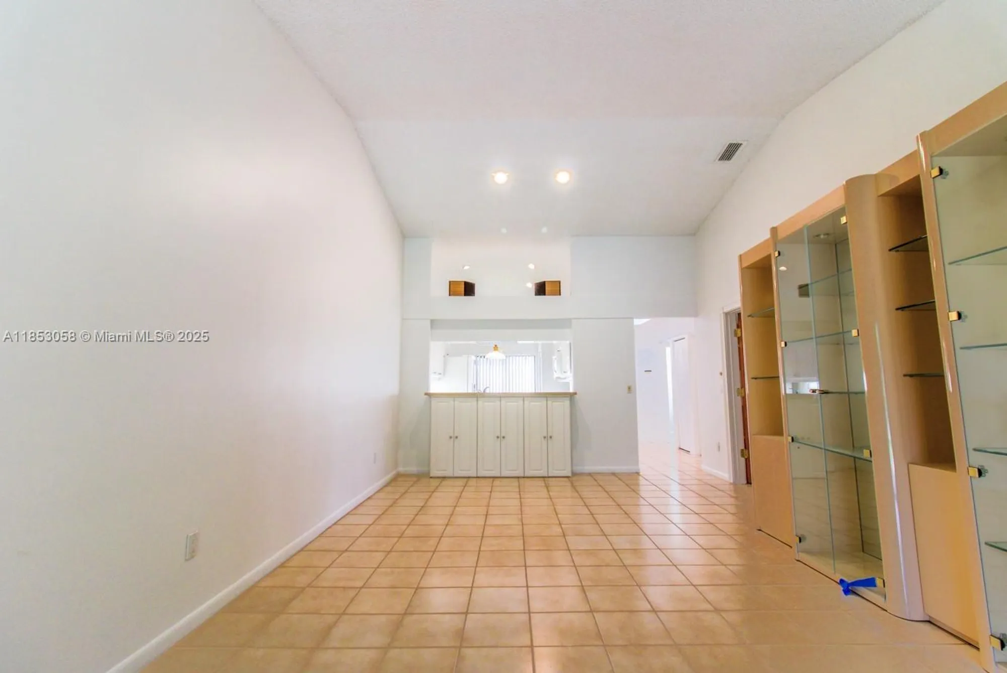 Property Slideshow image 22 of 53 | 5289 fairway woods dr 2911, Delray Beach, FL, 33484