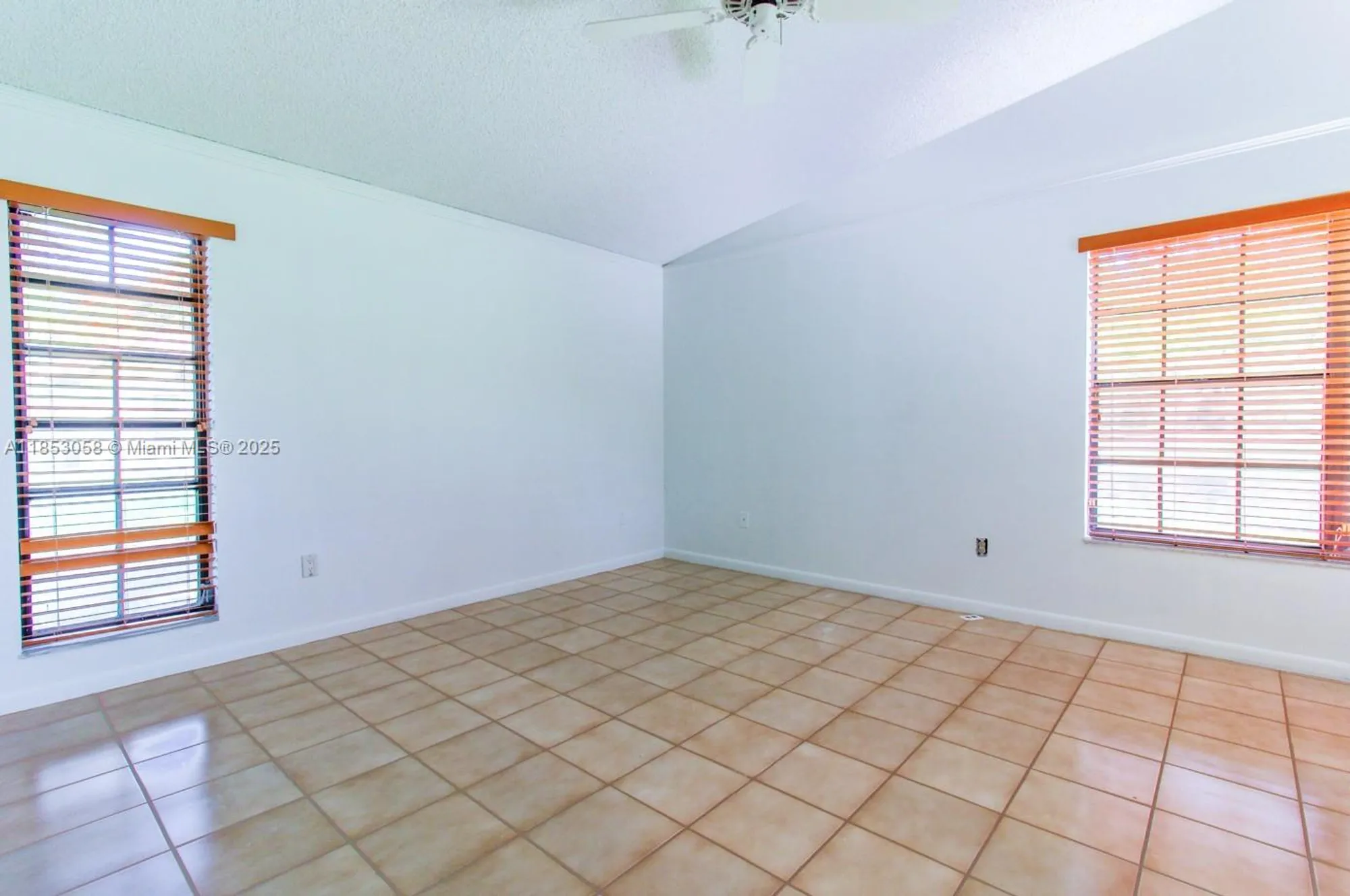 Property Slideshow image 34 of 53 | 5289 fairway woods dr 2911, Delray Beach, FL, 33484