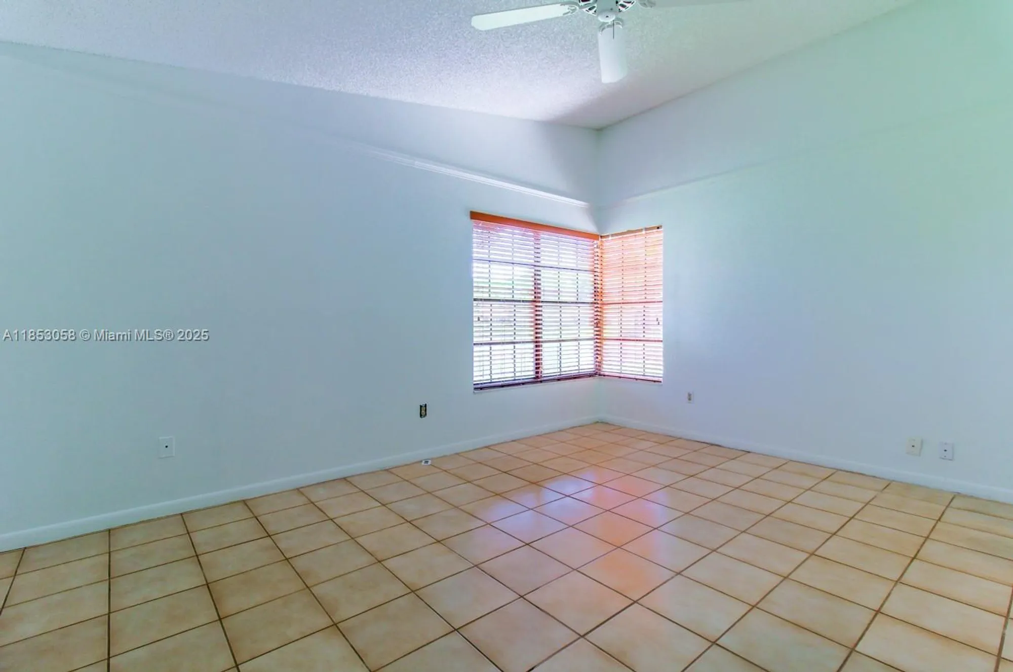 Property Slideshow image 35 of 53 | 5289 fairway woods dr 2911, Delray Beach, FL, 33484