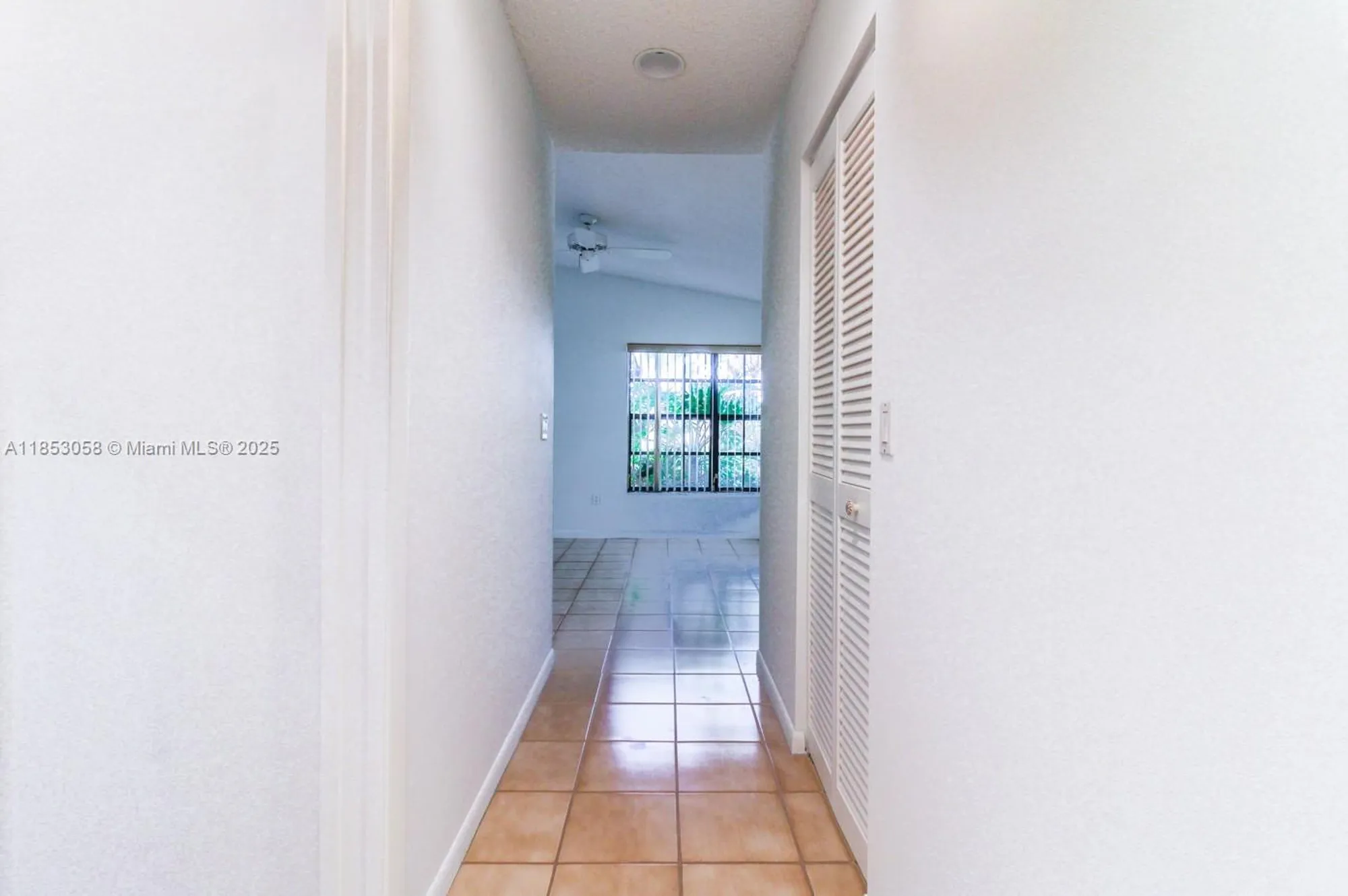 Property Slideshow image 7 of 53 | 5289 fairway woods dr 2911, Delray Beach, FL, 33484