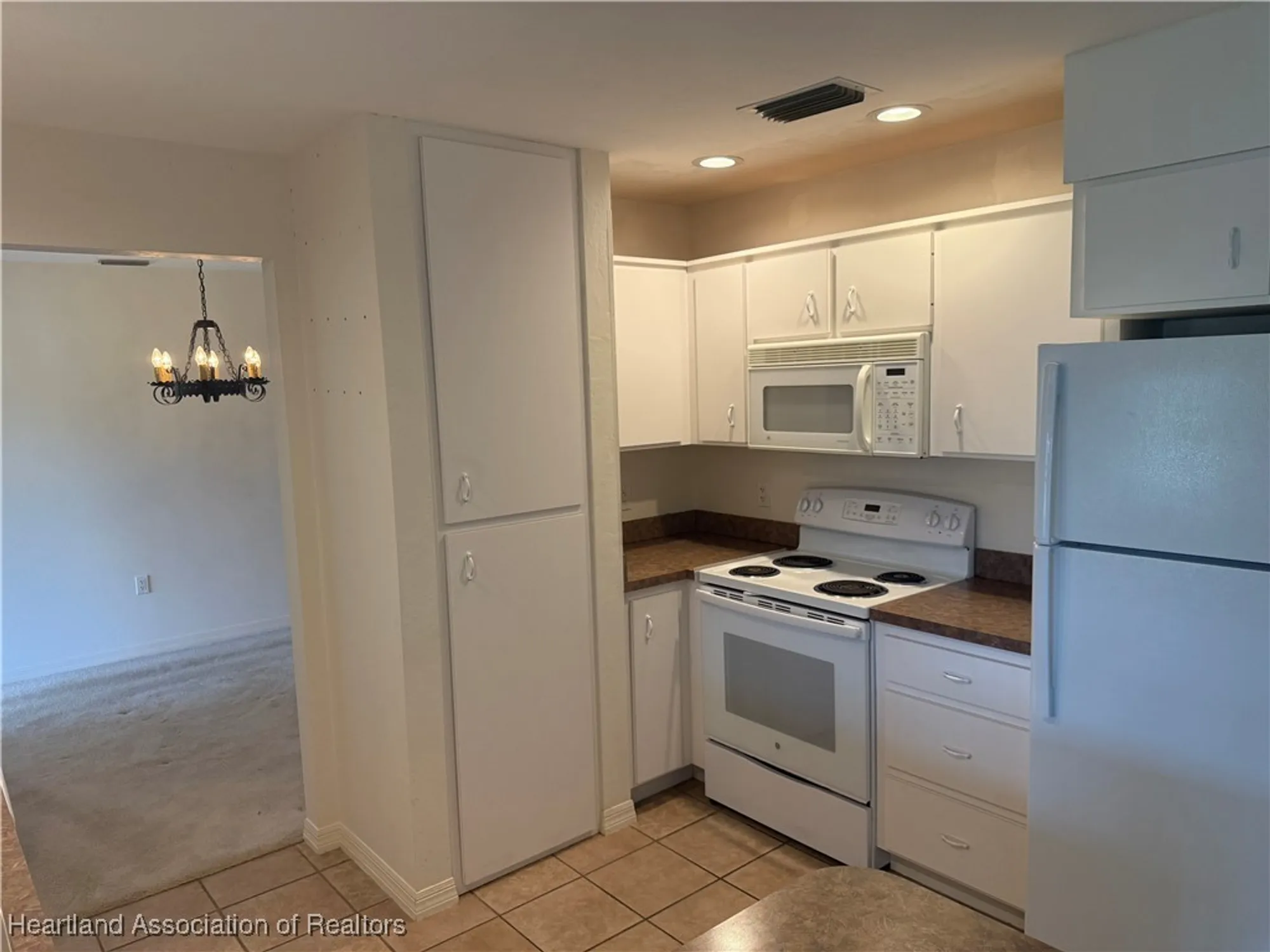 Property Slideshow image 4 of 19 | 14 grandview blvd, Lake Placid, FL, 33852