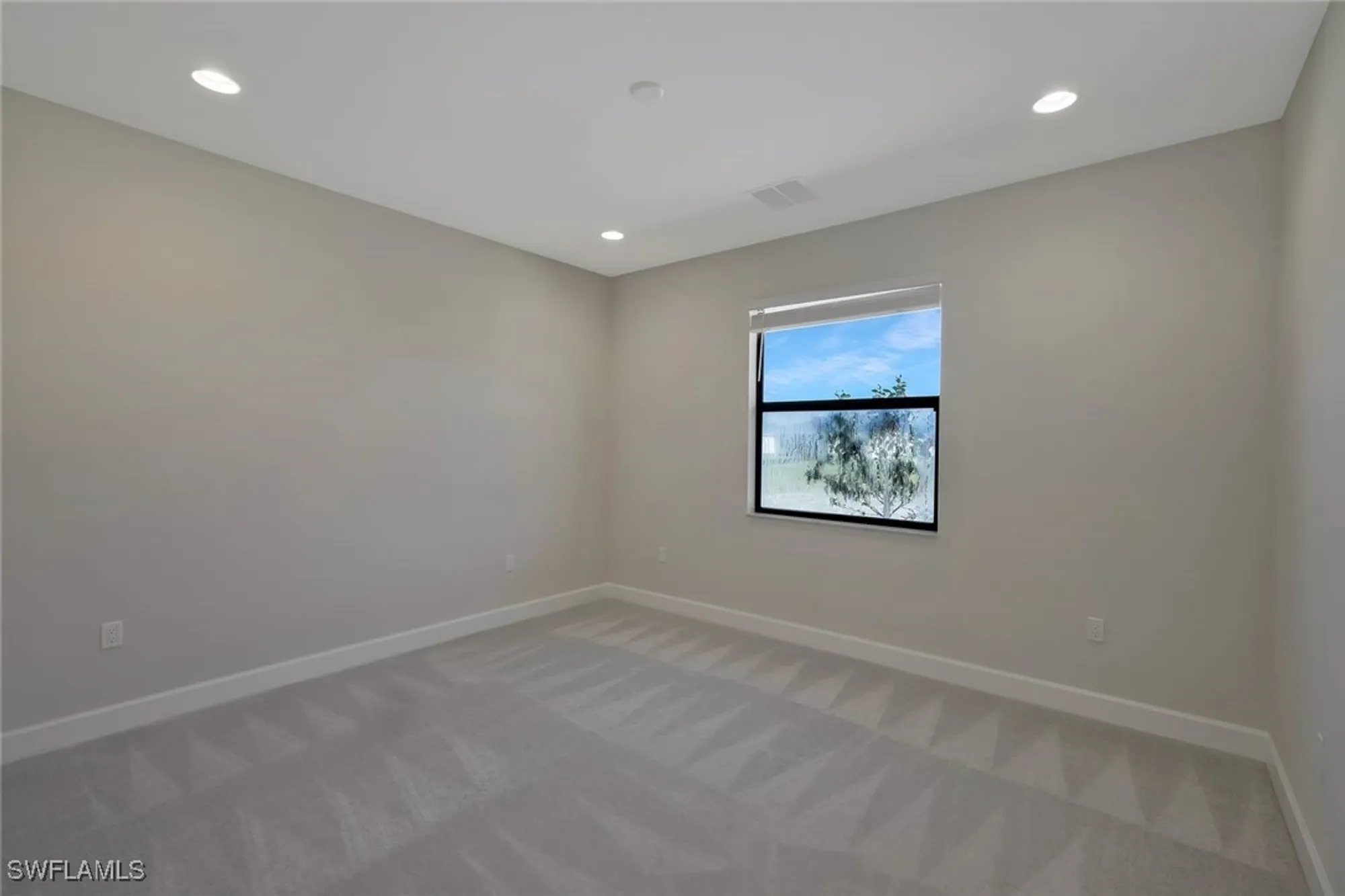 Property Slideshow image 16 of 27 | 3763 gilmores pl, Fort Myers, FL, 33905