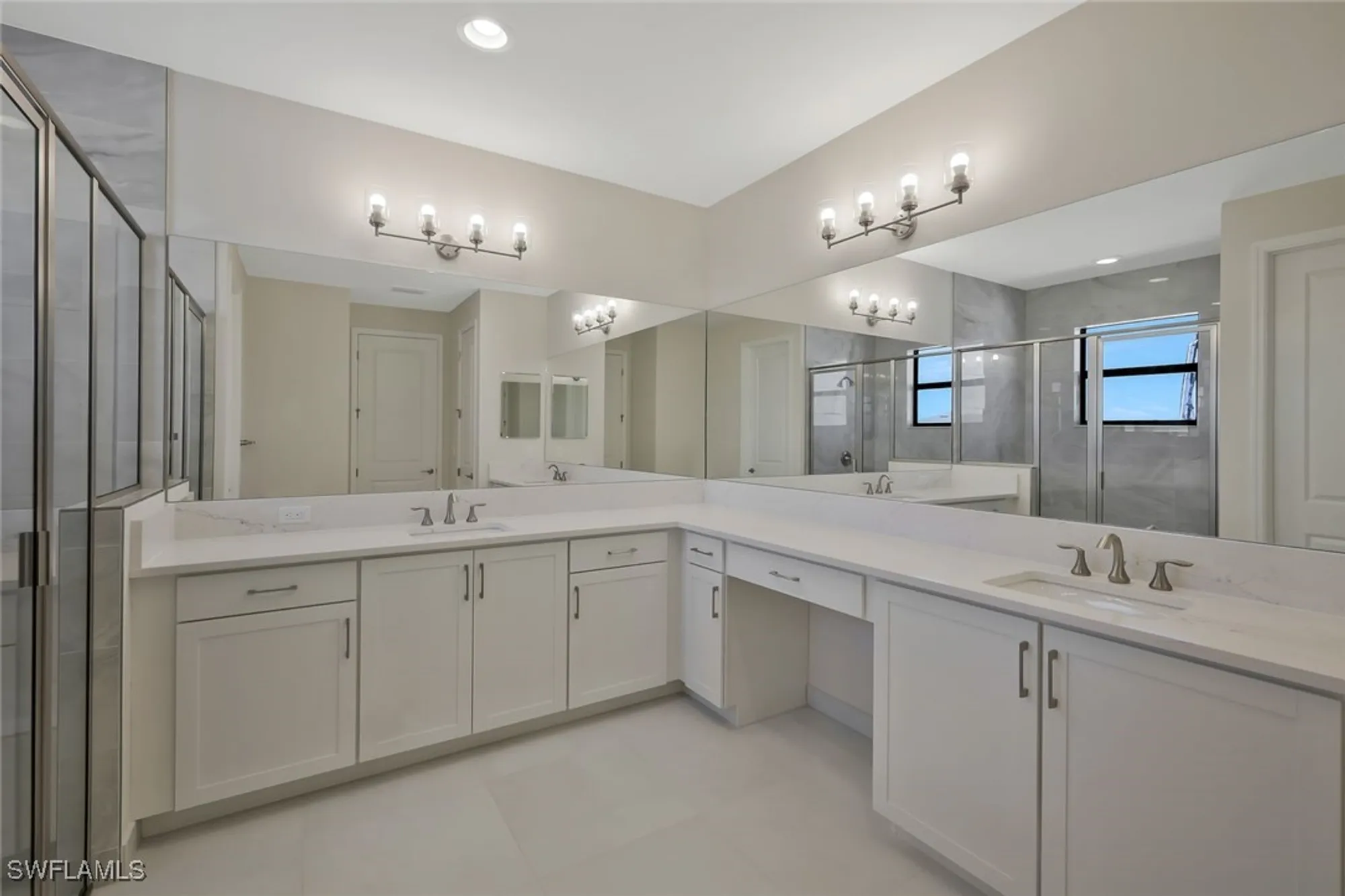 Property Slideshow image 13 of 27 | 3763 gilmores pl, Fort Myers, FL, 33905