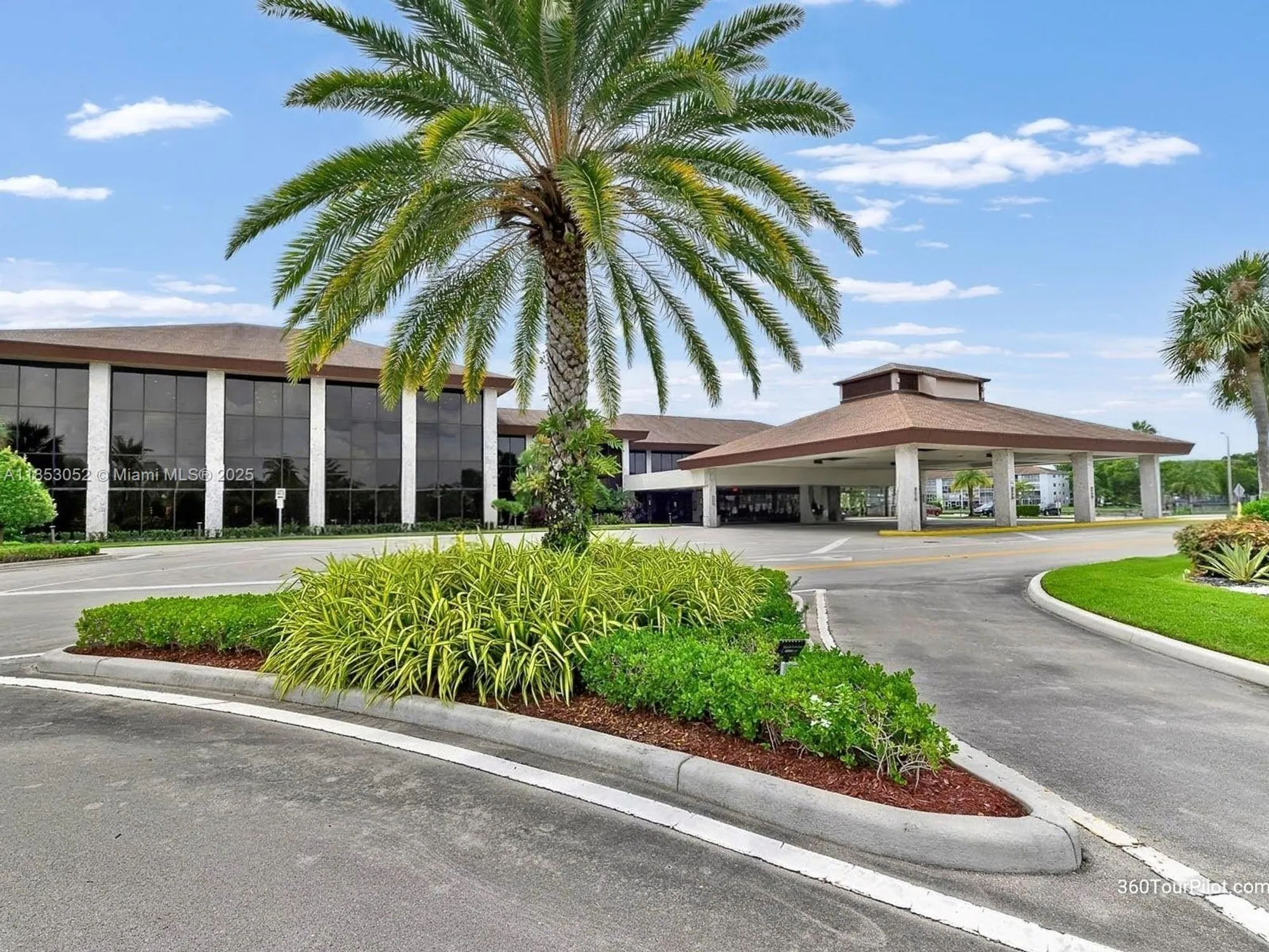 Property Slideshow image 28 of 49 | 550 sw 137th ave l104, Pembroke Pines, FL, 33027