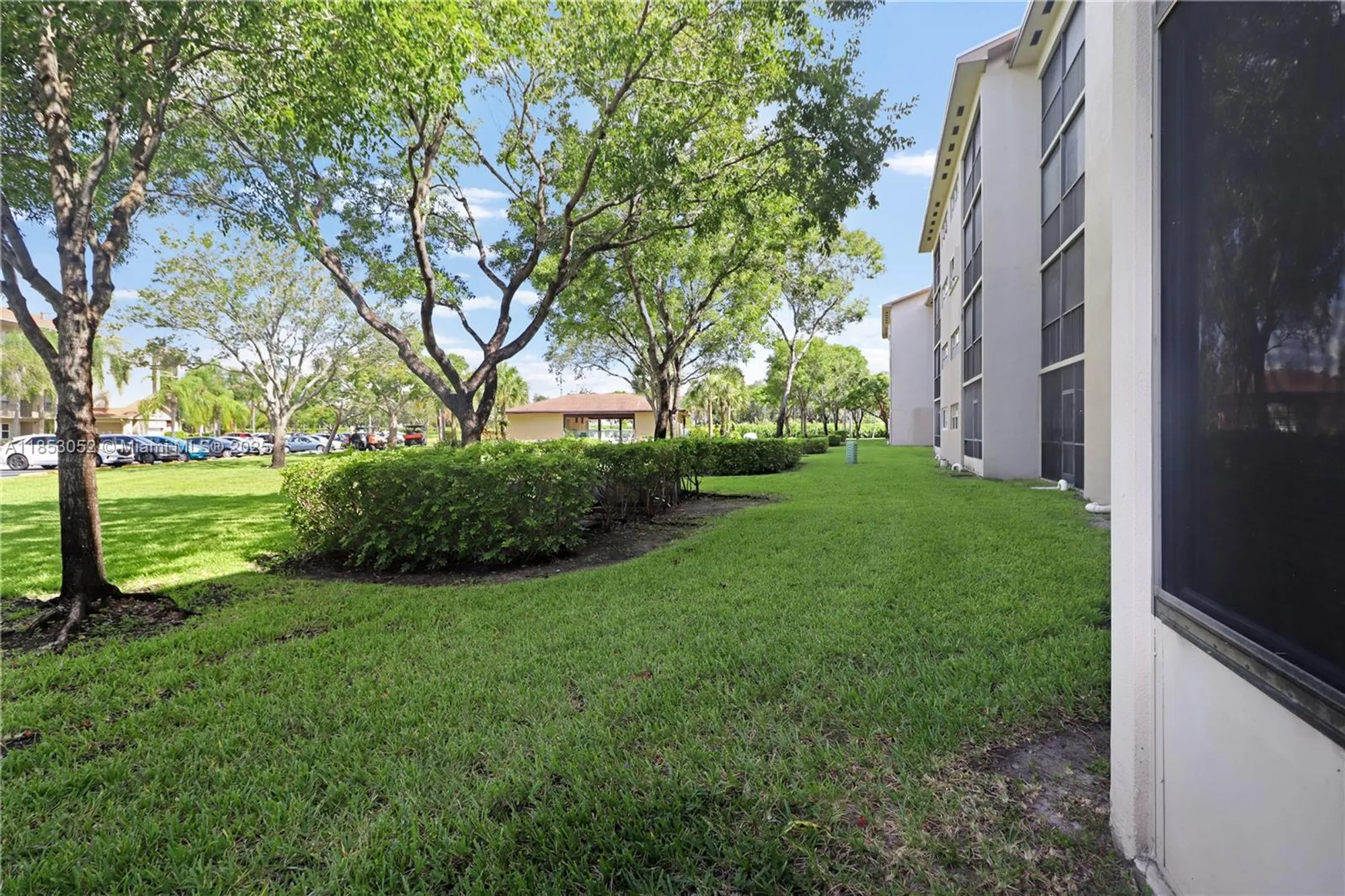 Property Slideshow image 22 of 49 | 550 sw 137th ave l104, Pembroke Pines, FL, 33027