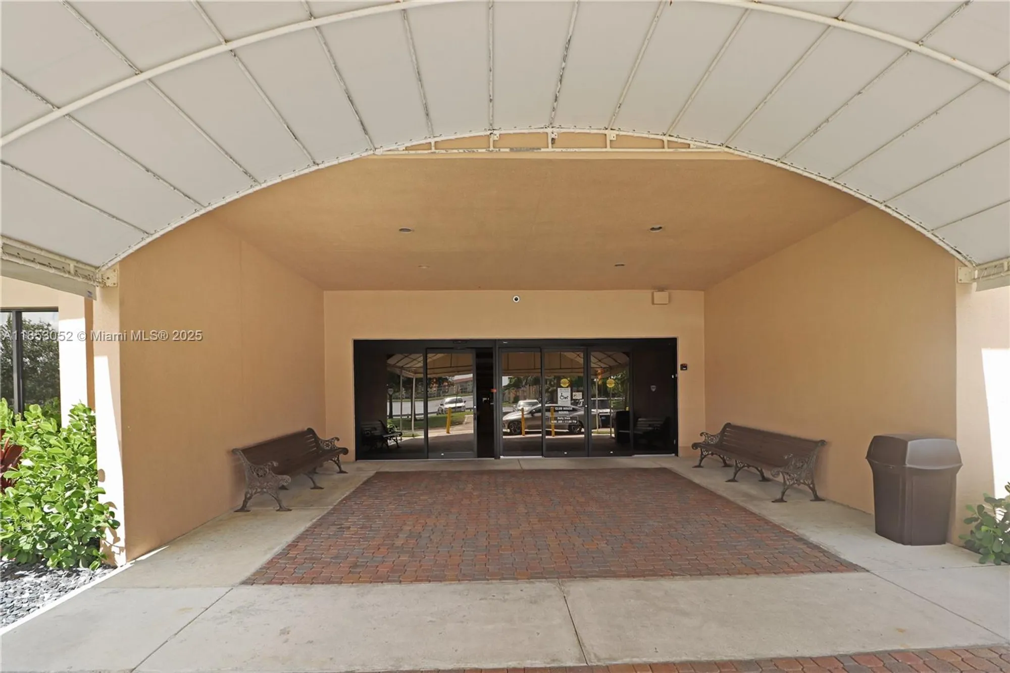 Property Slideshow image 37 of 49 | 550 sw 137th ave l104, Pembroke Pines, FL, 33027