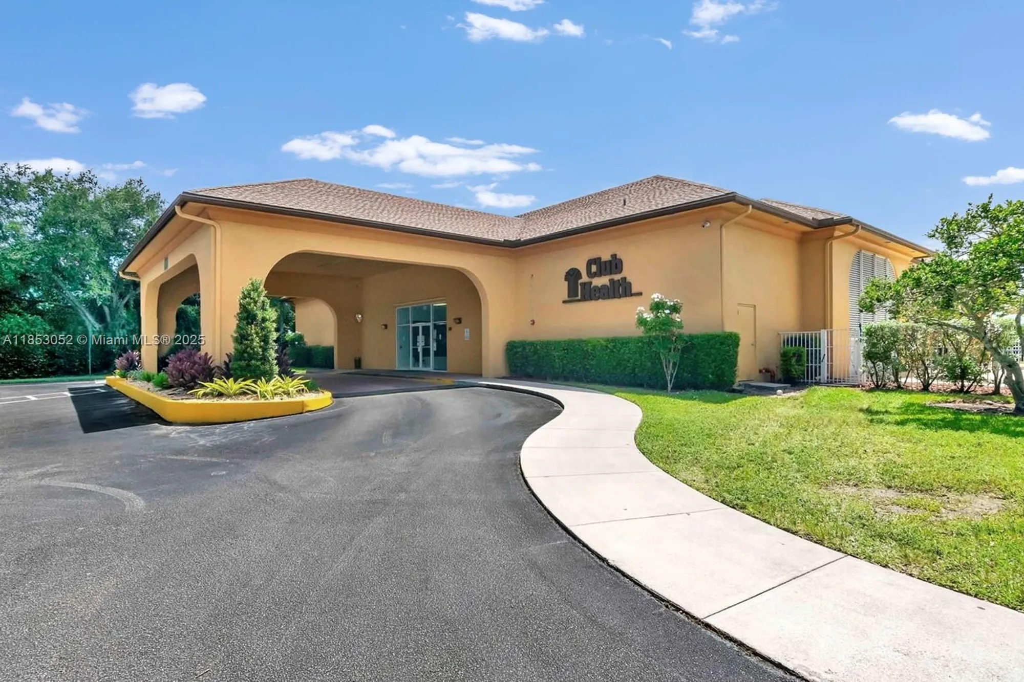 Property Slideshow image 41 of 49 | 550 sw 137th ave l104, Pembroke Pines, FL, 33027